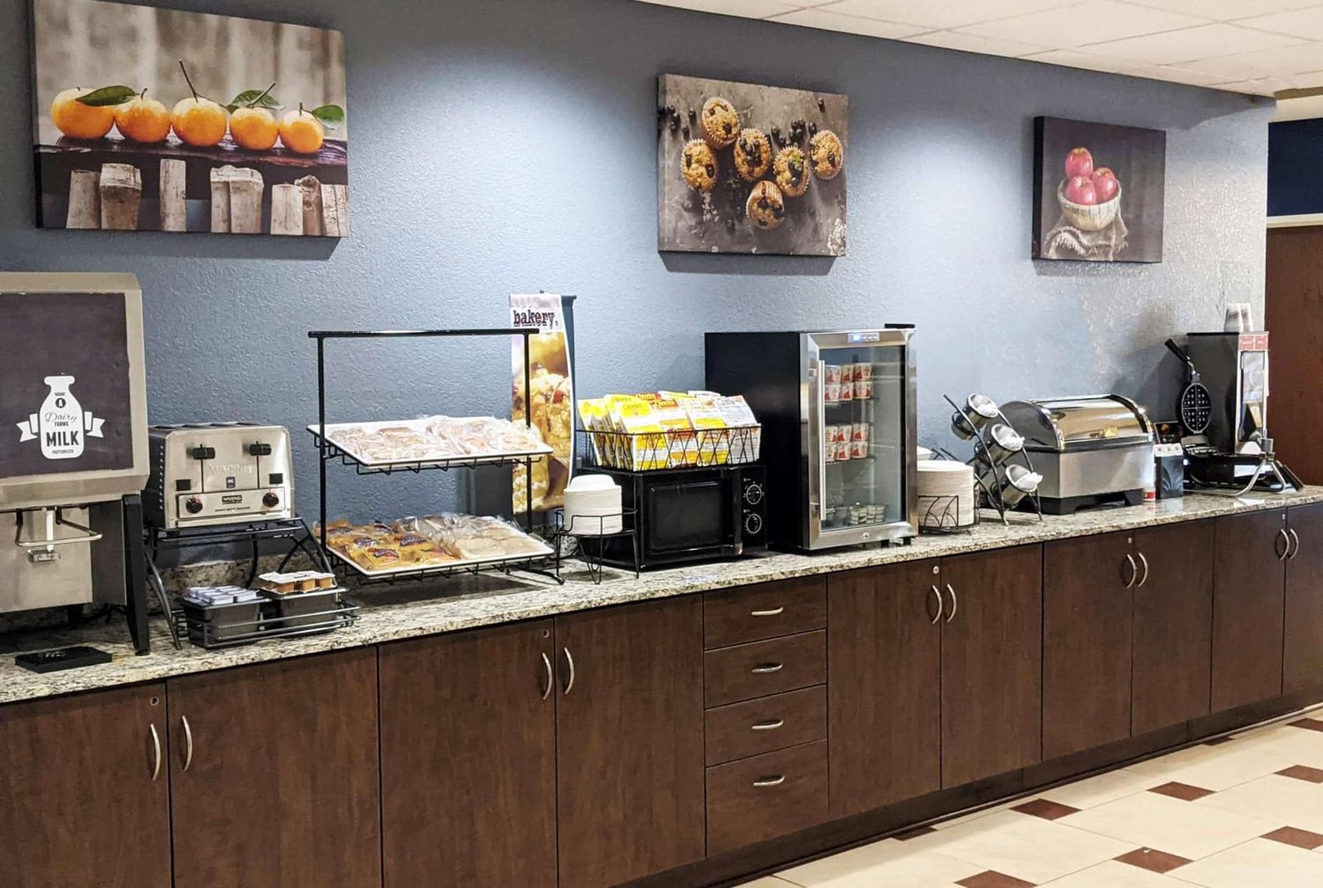 Microtel Inn & Suites by Wyndham Michigan City gallery photo in Michigan City, IN — image 13