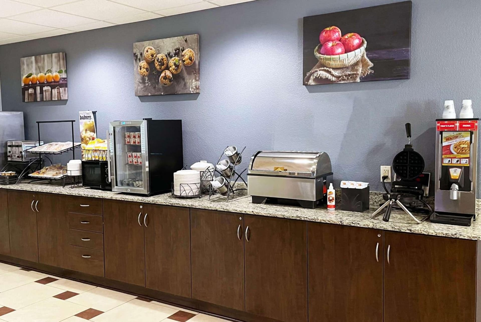 Microtel Inn & Suites by Wyndham Michigan City gallery photo in Michigan City, IN — image 42