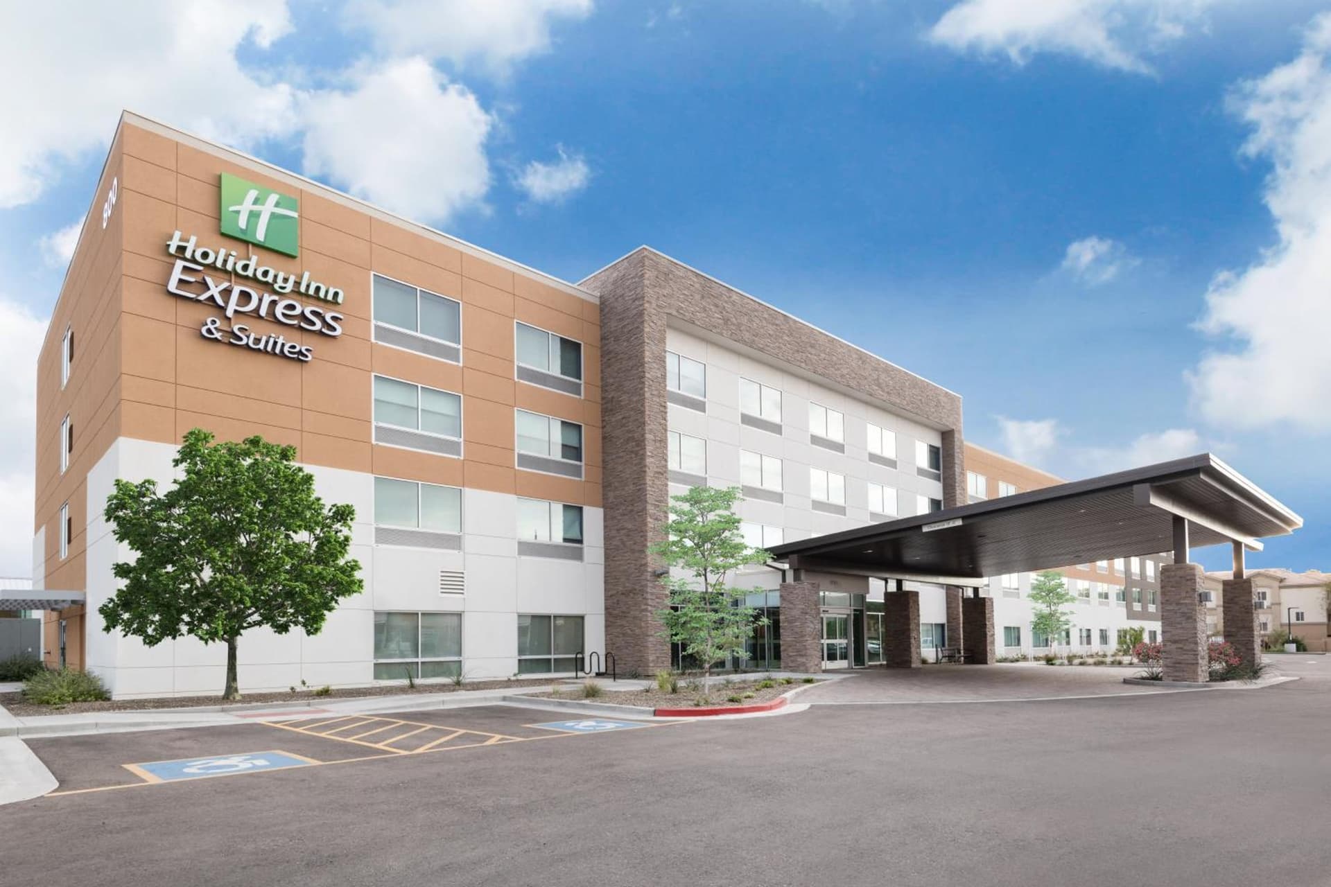 Holiday Inn Express & Suites - Phoenix - Airport North by IHG gallery photo in Phoenix, AZ — image 52