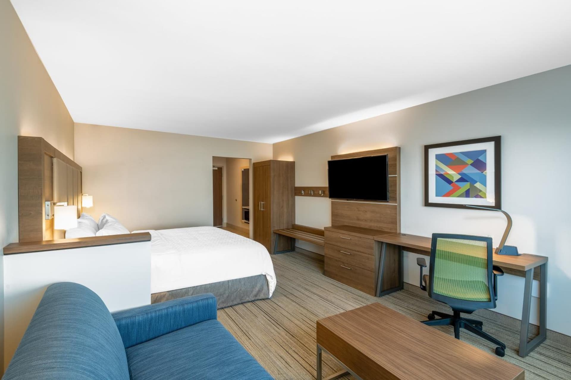 Holiday Inn Express & Suites - Phoenix - Airport North by IHG gallery photo in Phoenix, AZ — image 5