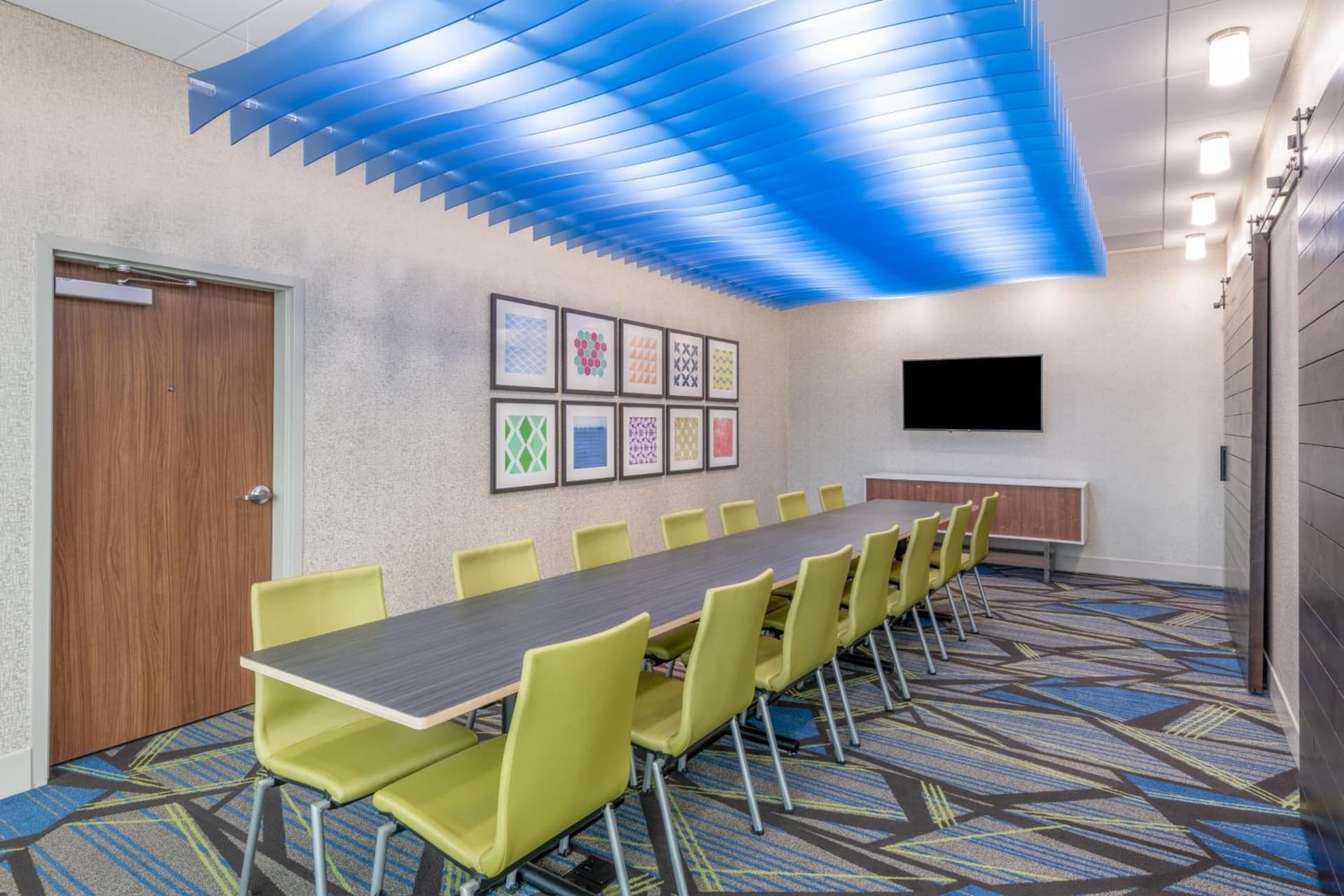 Holiday Inn Express & Suites - Phoenix - Airport North by IHG gallery photo in Phoenix, AZ — image 29