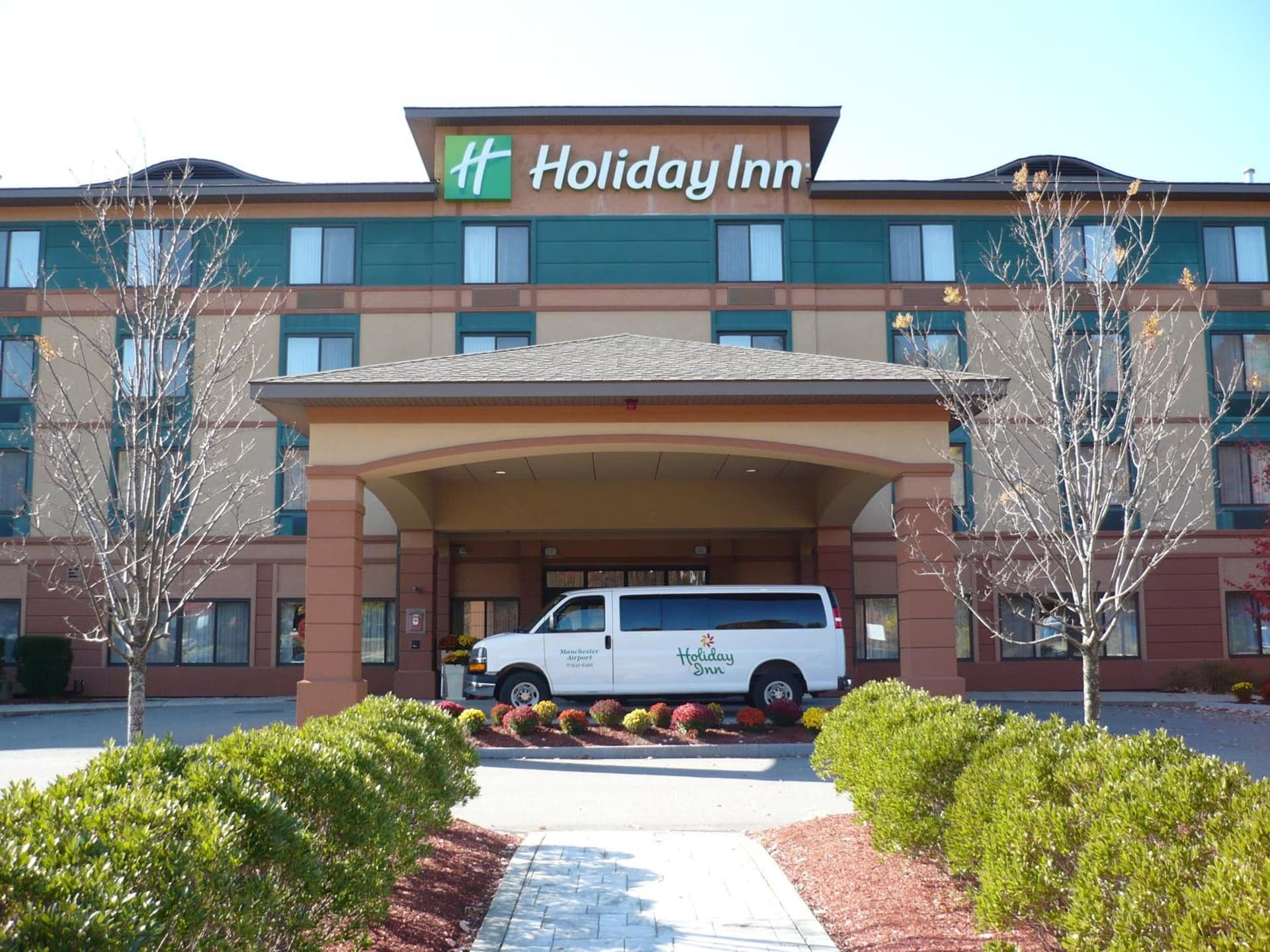 Holiday Inn Manchester Airport by IHG gallery photo in Manchester, NH — image 26
