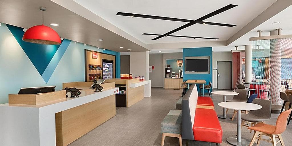 avid hotel Auburn - University Area by IHG gallery photo in Auburn, AL — image 21