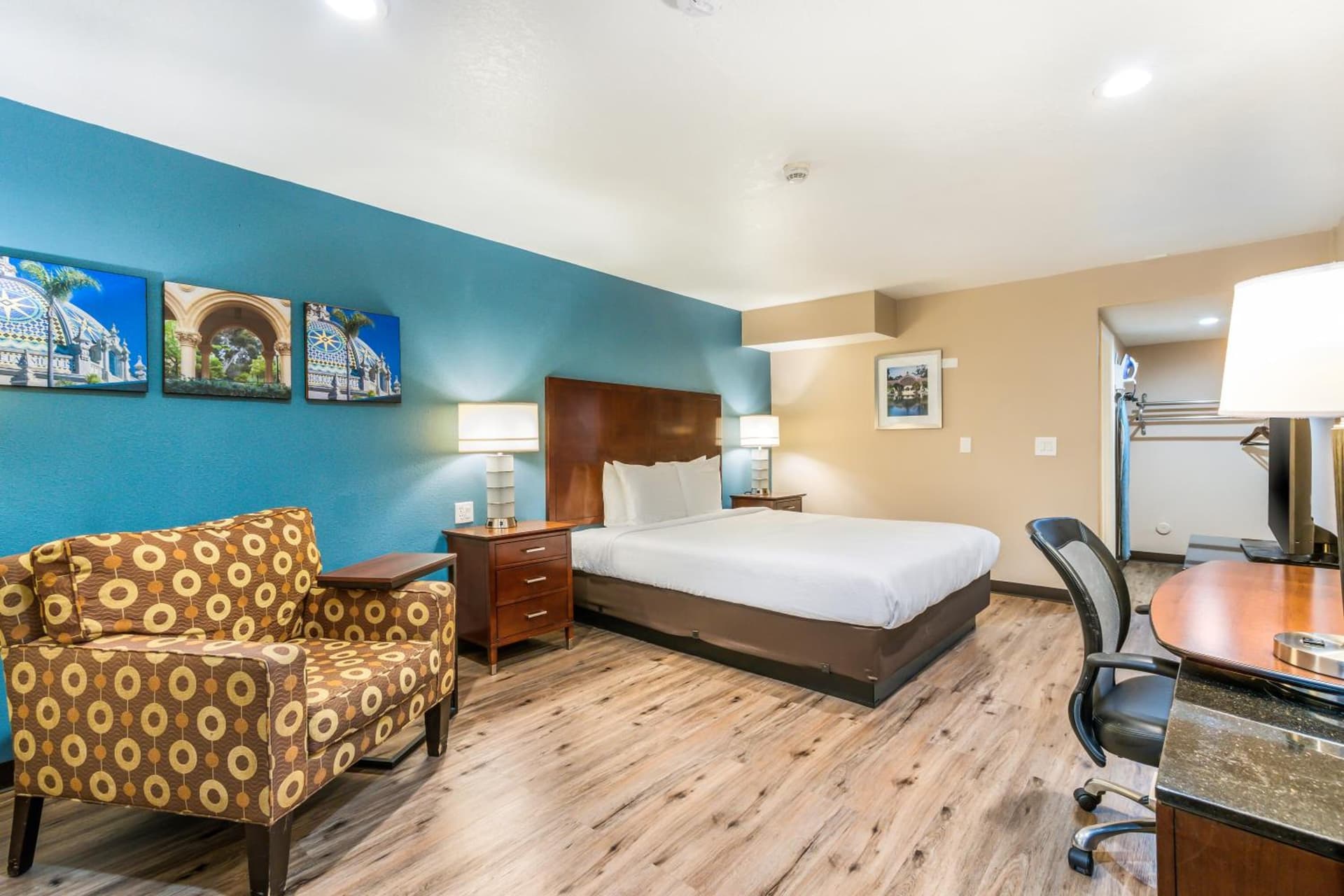 Hotel Hacienda at Ontario Ranch gallery photo in Ontario, CA — image 12
