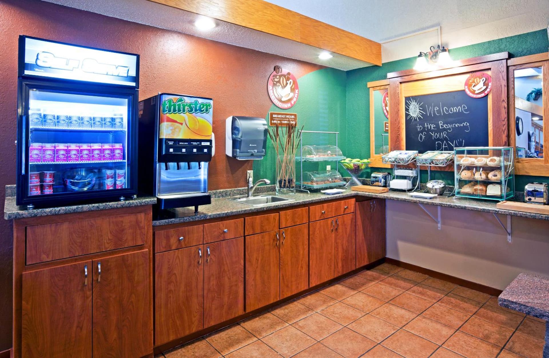 AmericInn by Wyndham Fargo West Acres gallery photo in Fargo, ND — image 41