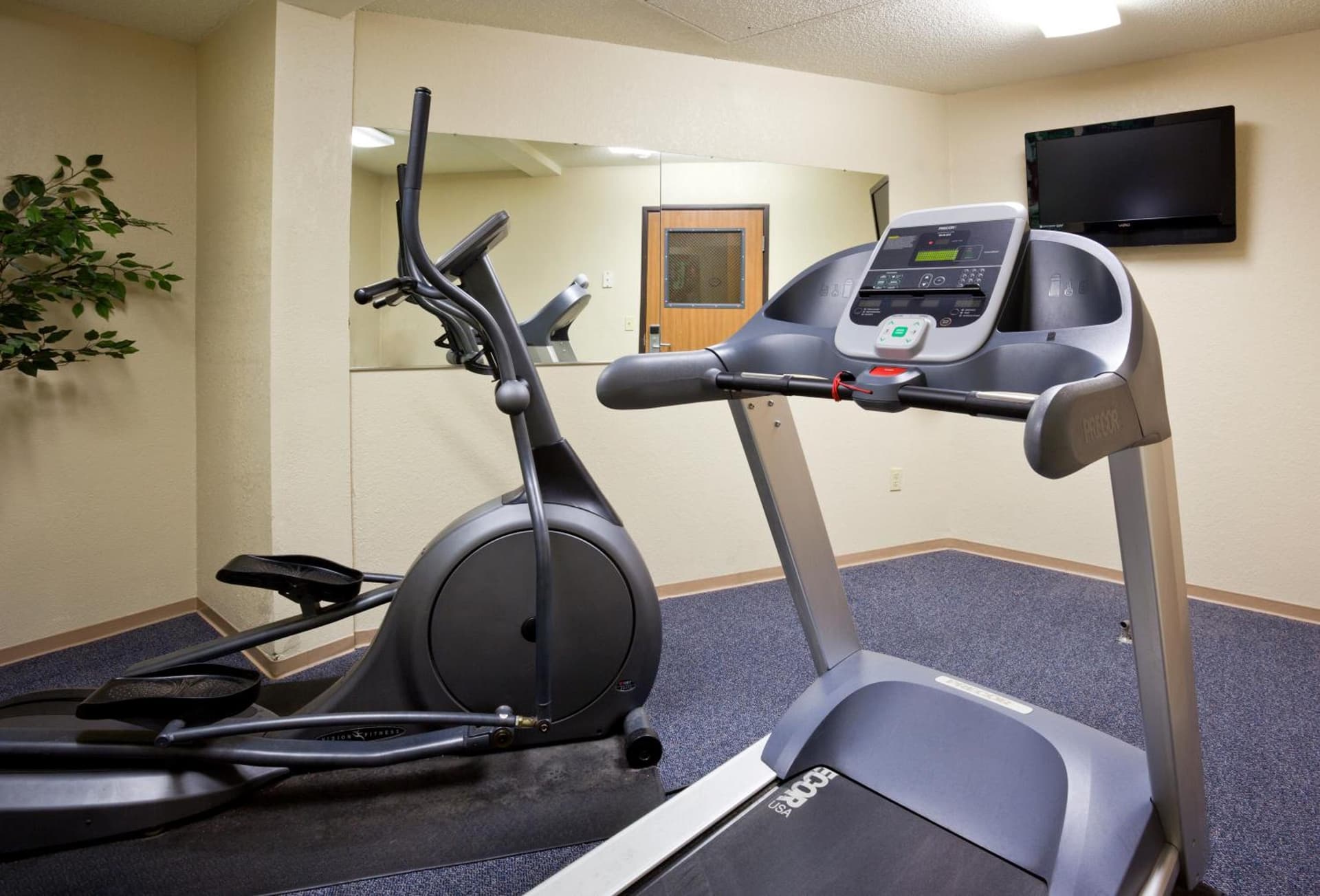AmericInn by Wyndham Fargo West Acres gallery photo in Fargo, ND — image 21