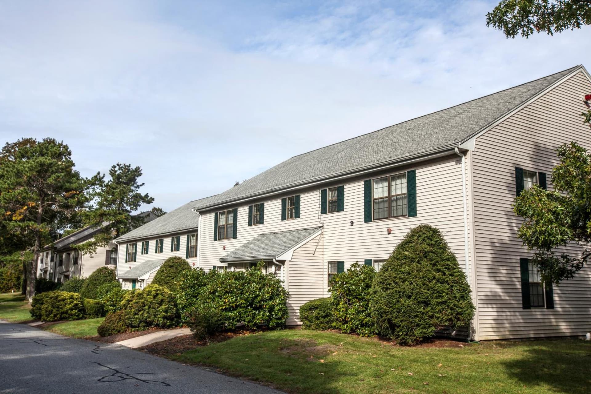 Sea Mist Resort property views in Mashpee, MA — gallery photo 3