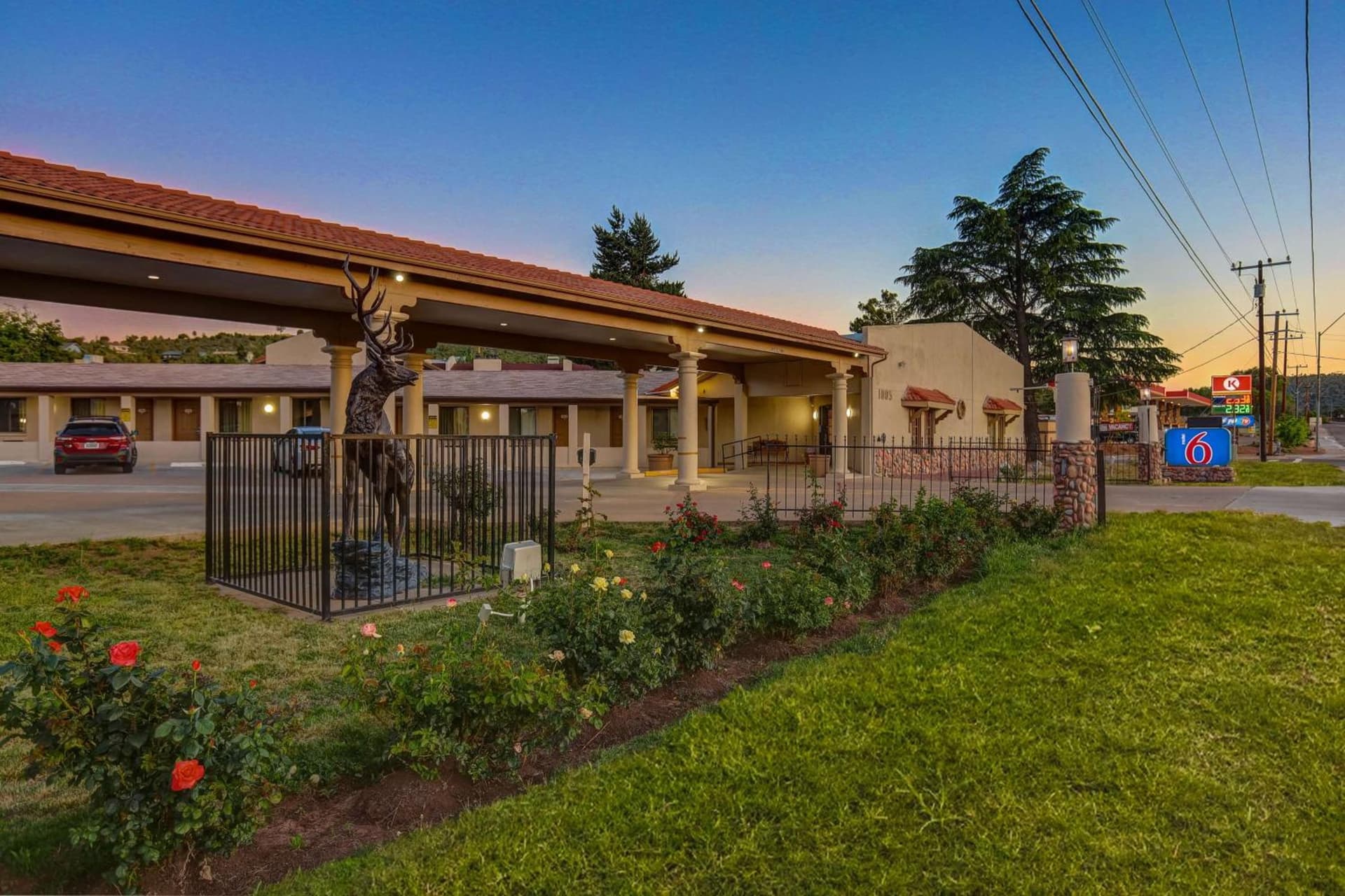 Days Inn by Wyndham Payson featured exterior or lobby in Payson, AZ — similar hotel