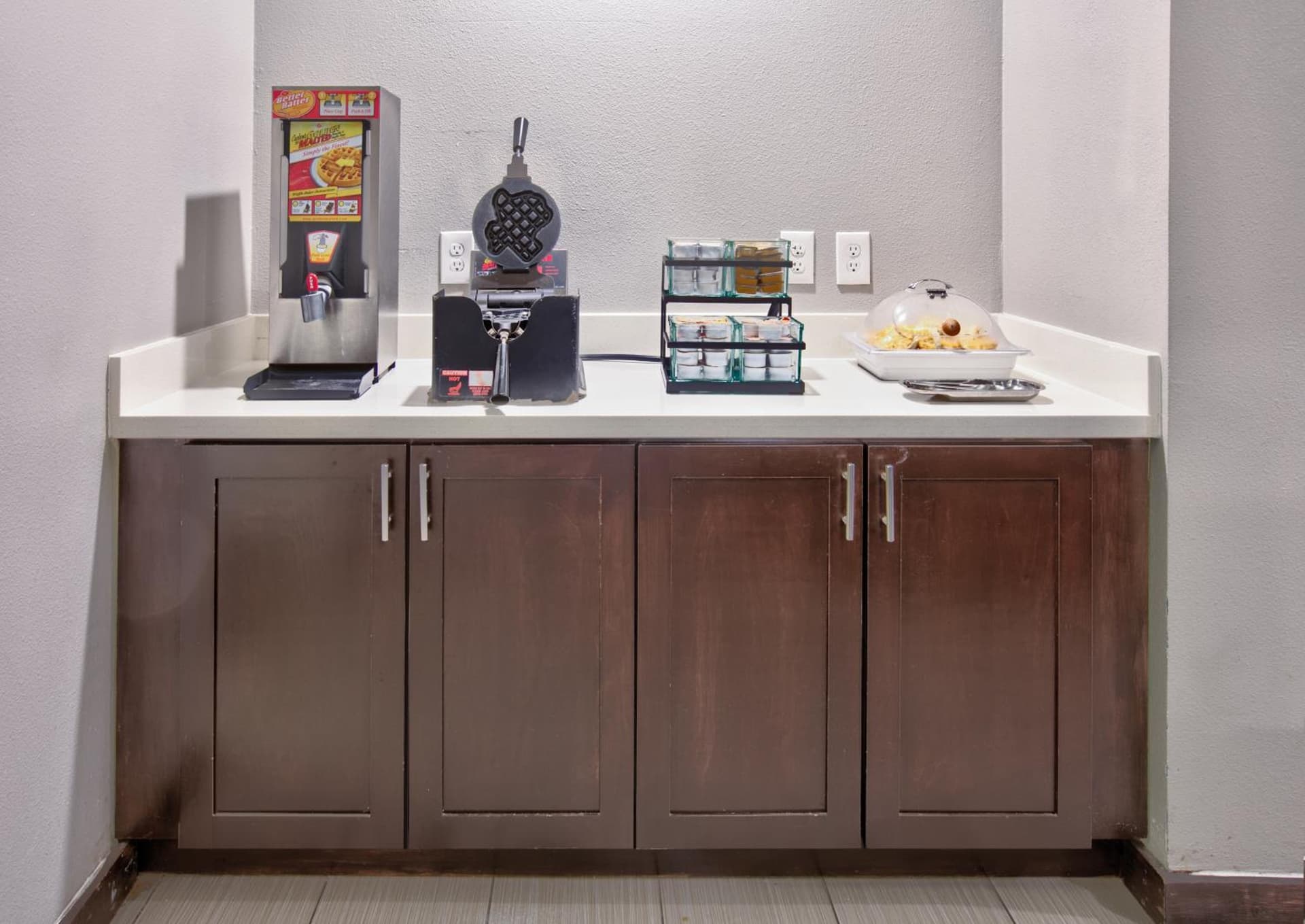 Staybridge Suites Plano - Richardson Area by IHG interior in Plano, TX — gallery photo 2