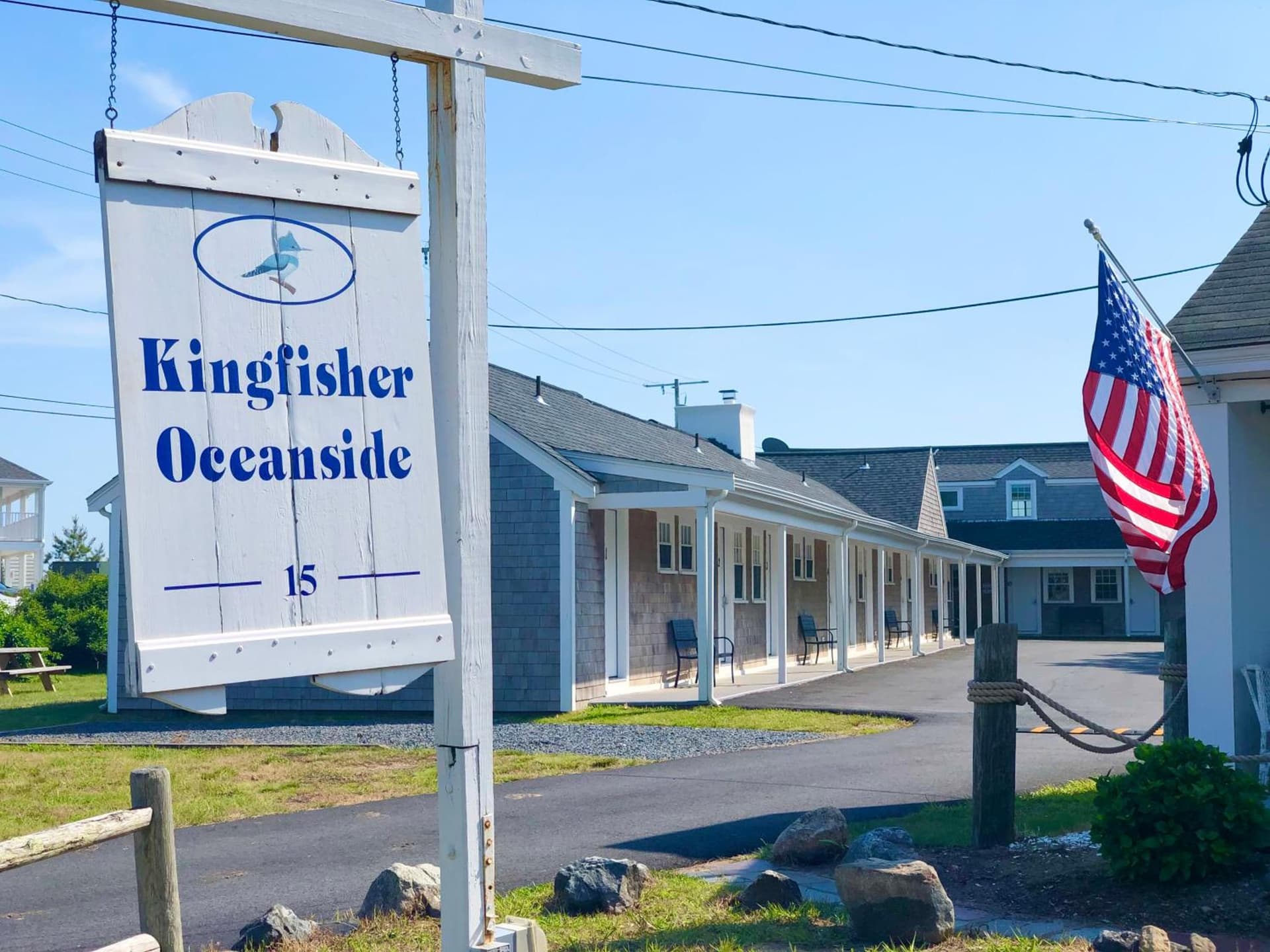 Kingfisher Oceanside featured exterior or lobby in Dennis Port, MA — similar hotel
