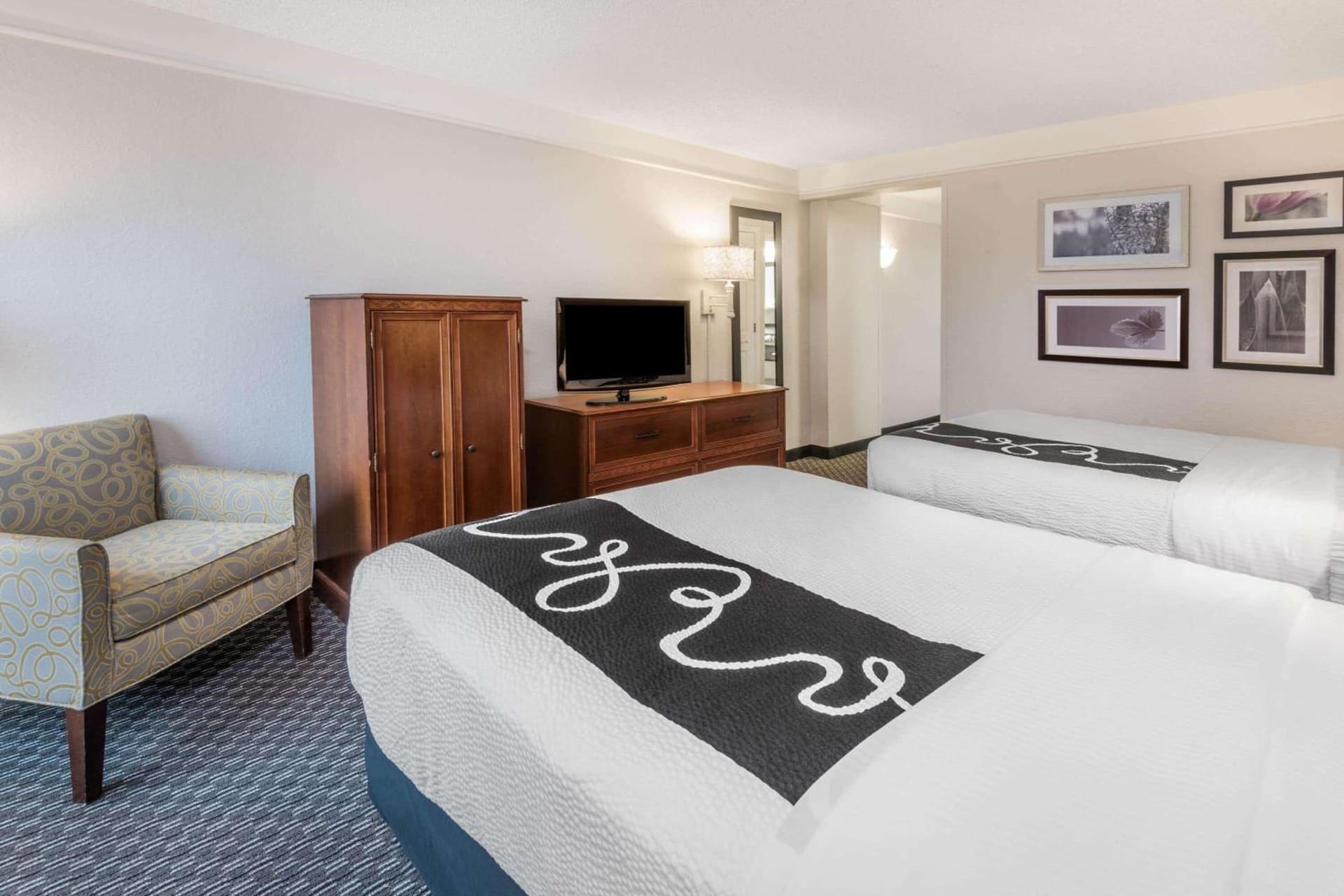 La Quinta Inn & Suites by Wyndham San Antonio Riverwalk gallery photo in San Antonio, TX — image 24