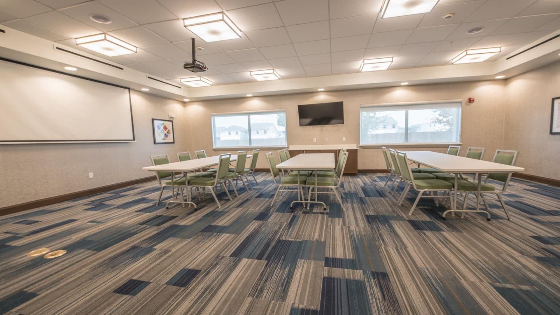 Holiday Inn Express & Suites - Dripping Springs - Austin Area by IHG gallery photo in Dripping Springs, TX — image 4
