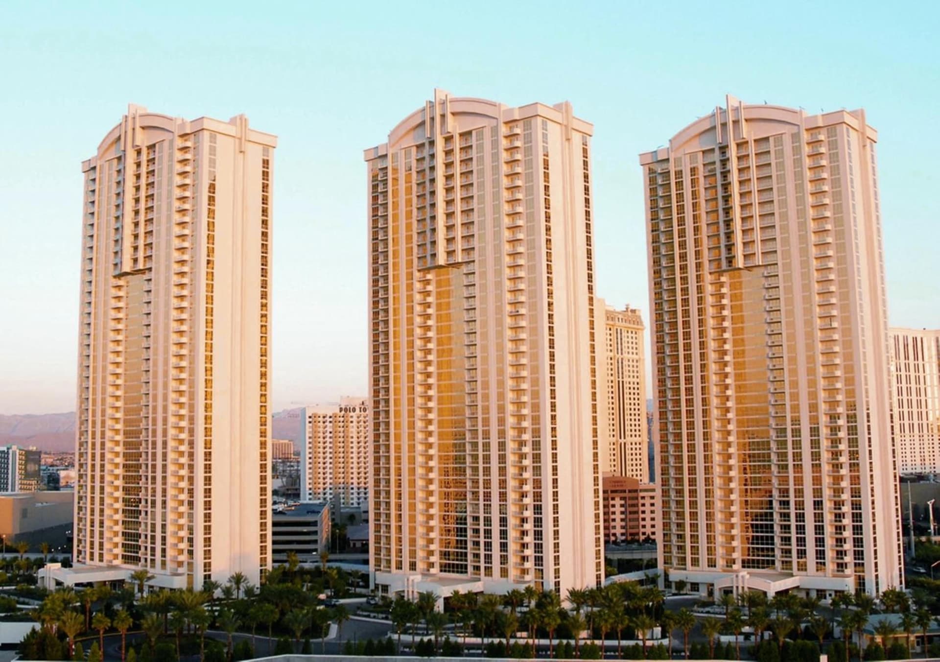 Jet Luxury at The Signature Condo Hotel featured exterior or lobby in Las Vegas, NV — similar hotel