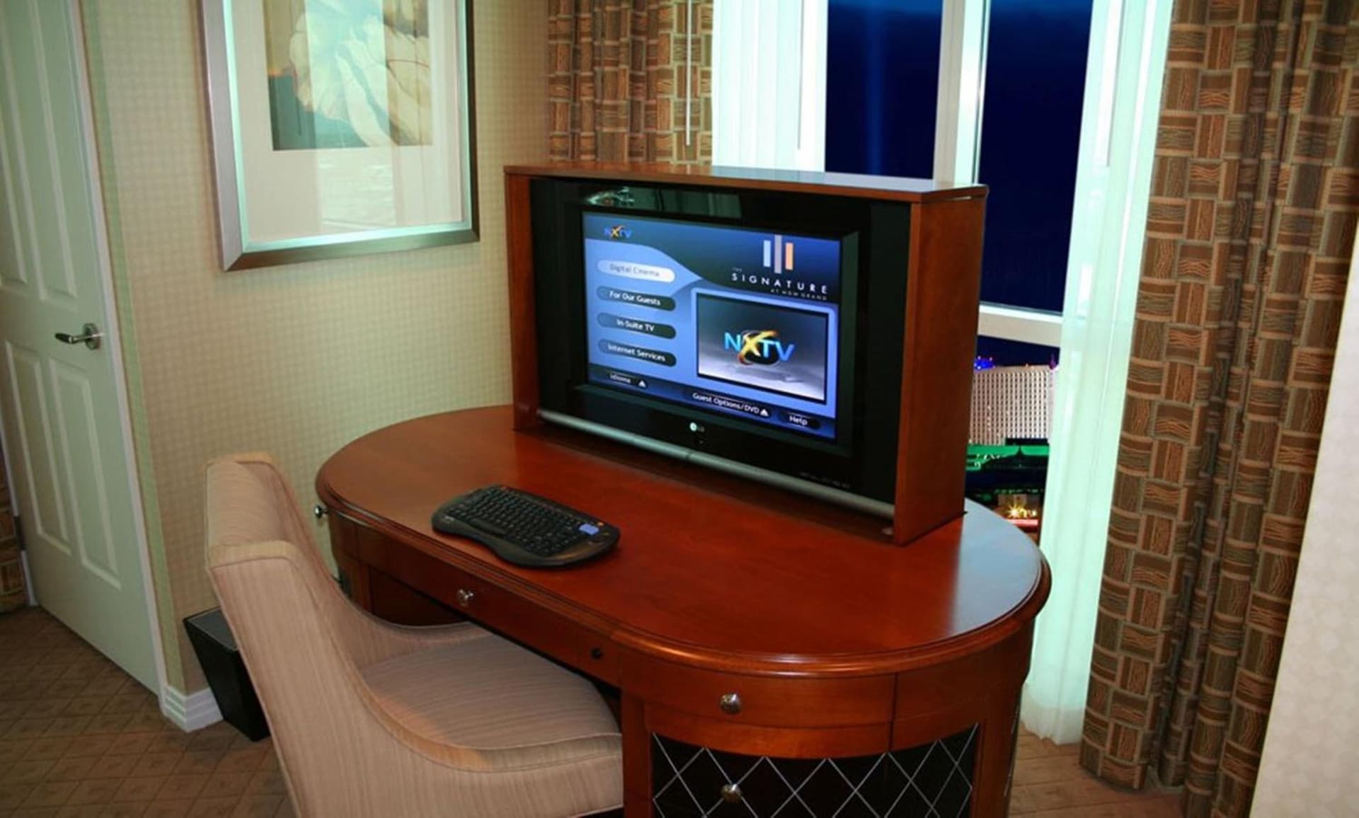 Jet Luxury at The Signature Condo Hotel gallery photo in Las Vegas, NV — image 8