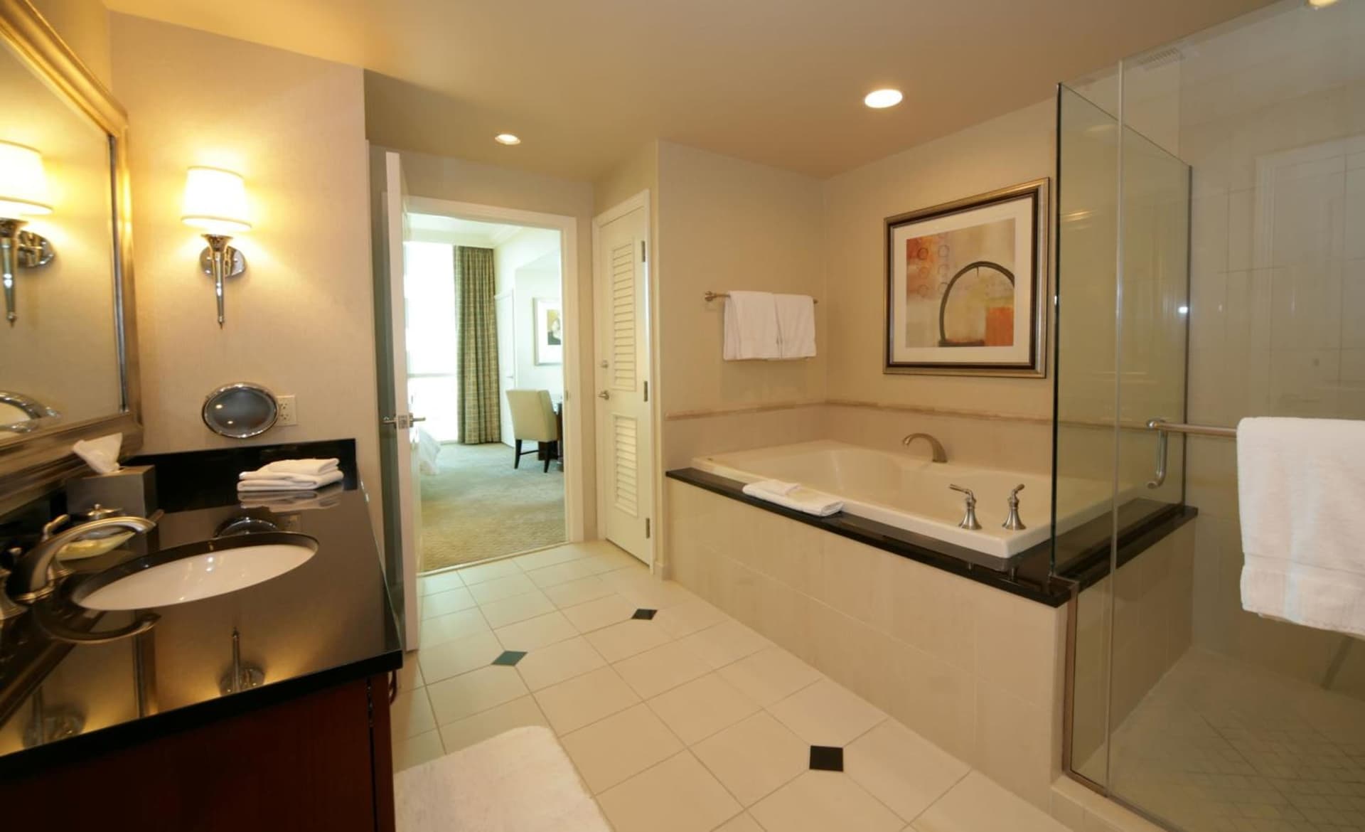 Jet Luxury at The Signature Condo Hotel gallery photo in Las Vegas, NV — image 101