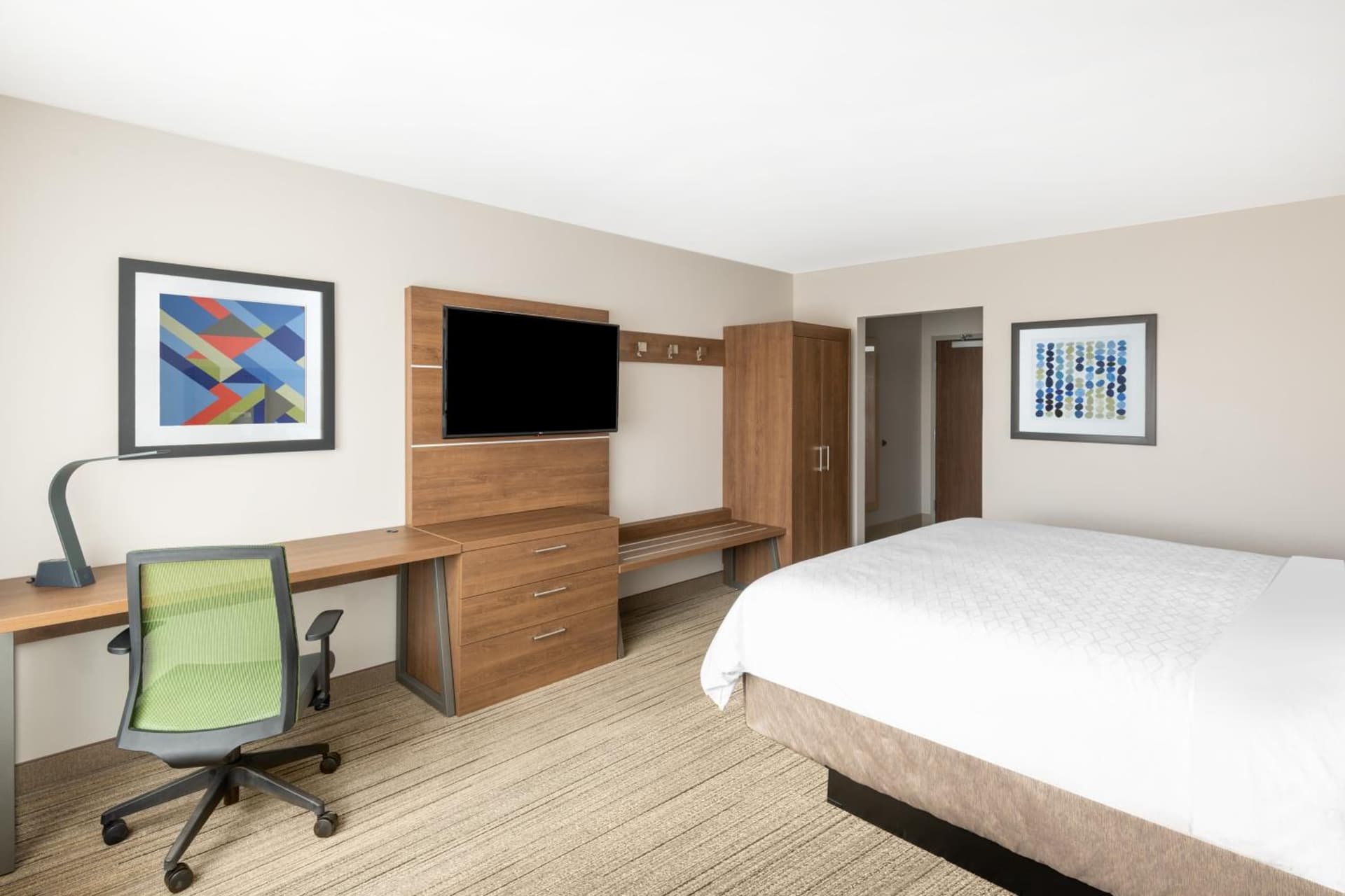 Holiday Inn Express & Suites - Phoenix - Airport North by IHG gallery photo in Phoenix, AZ — image 33