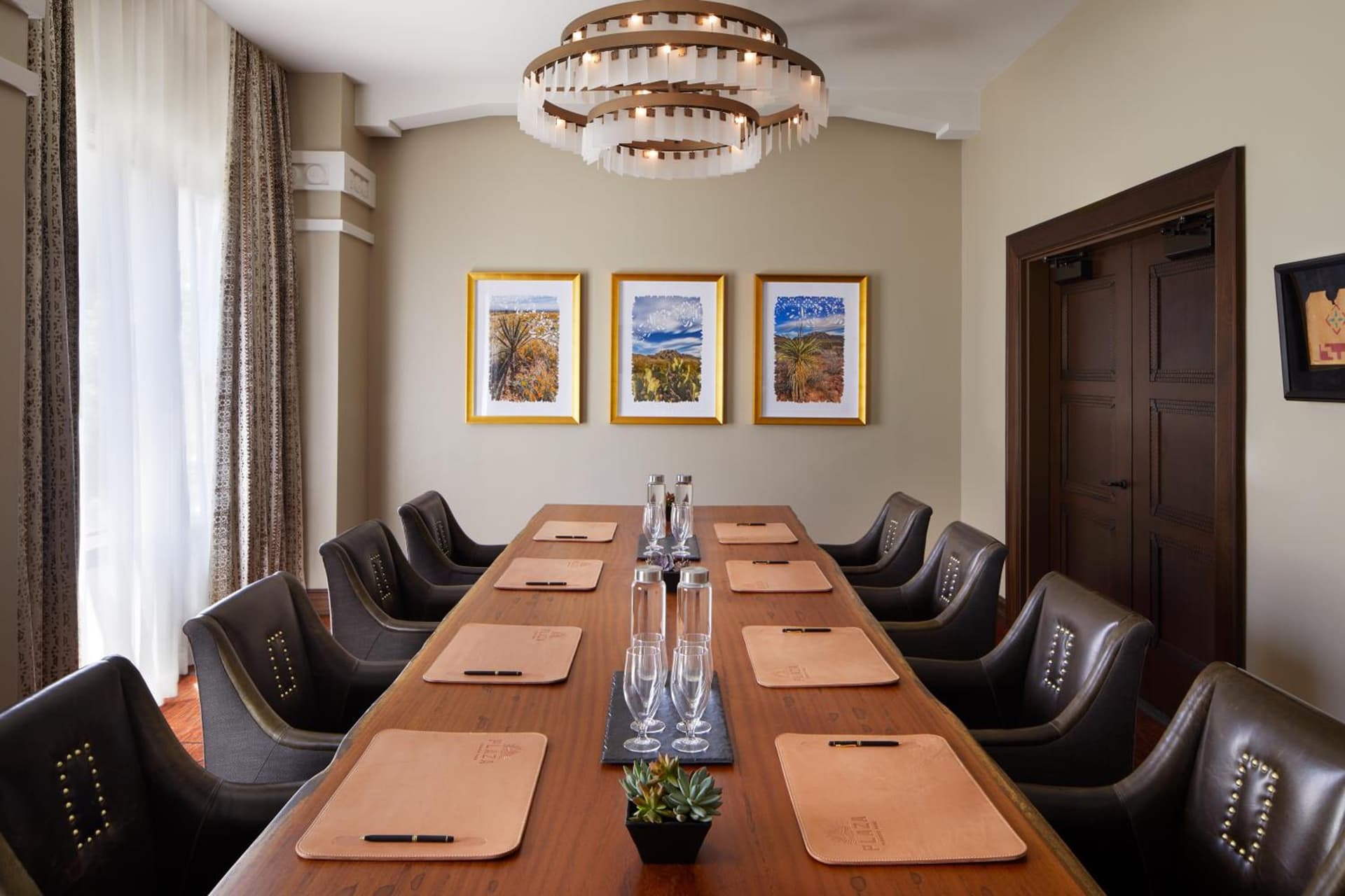 The Plaza Hotel Pioneer Park gallery photo in El Paso, TX — image 9