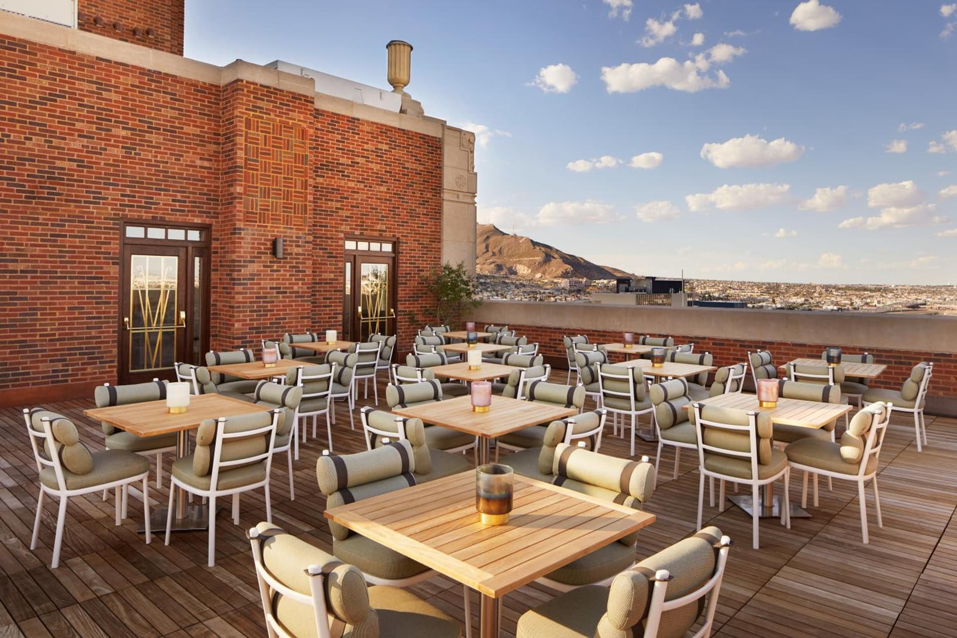 The Plaza Hotel Pioneer Park gallery photo in El Paso, TX — image 33