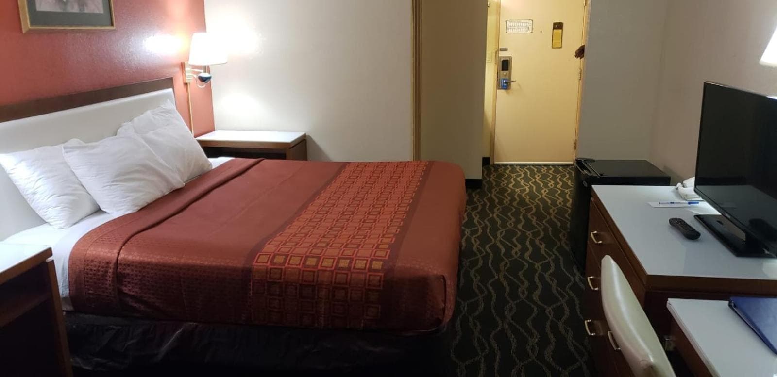 Rodeway Inn Wormleysburg – Harrisburg property views in Harrisburg, PA — gallery photo 3