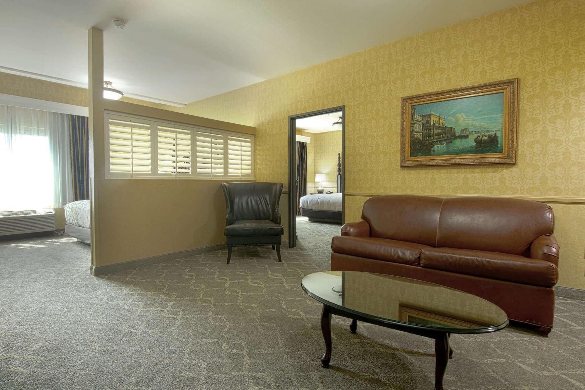 Azure Hotel&Suites Ontario Trademark Collection by Wyndham gallery photo in Ontario, CA — image 28