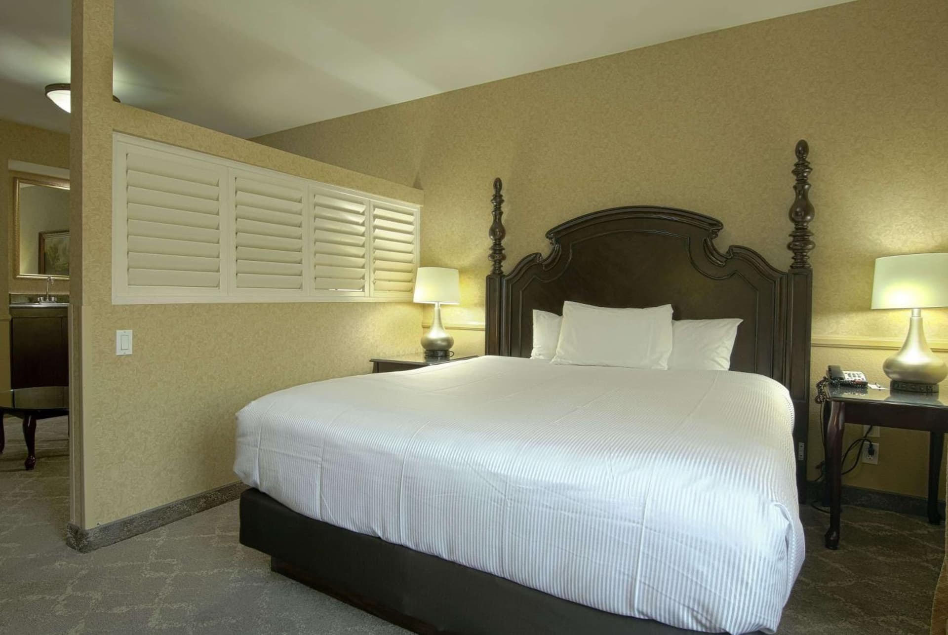 Azure Hotel&Suites Ontario Trademark Collection by Wyndham gallery photo in Ontario, CA — image 64
