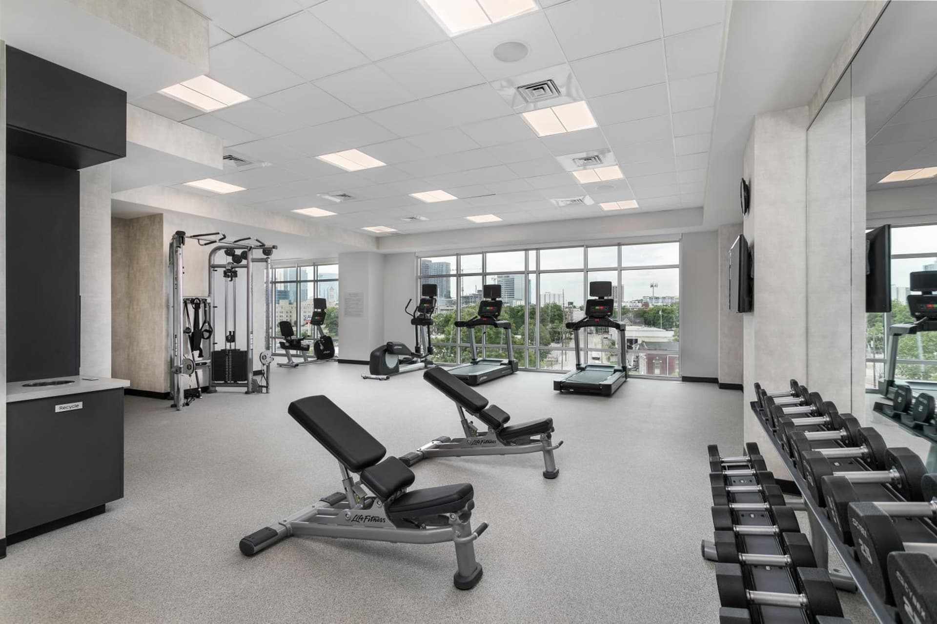 TownePlace Suites by Marriott Nashville Midtown property views in Nashville, TN — gallery photo 3