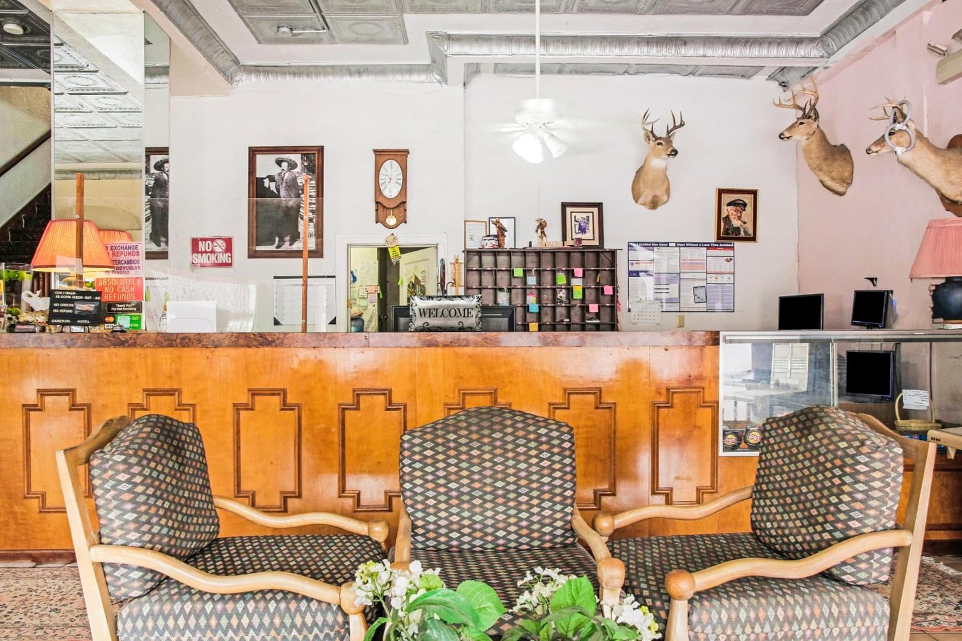 OYO Historic Cameron Hotel Brownsville I-69E gallery photo in Brownsville, TX — image 37