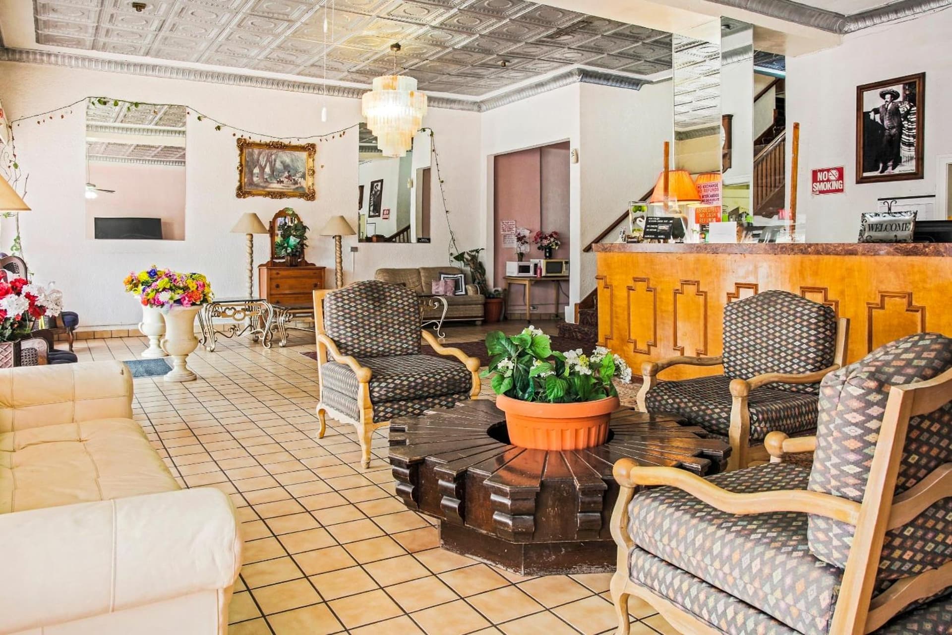 OYO Historic Cameron Hotel Brownsville I-69E gallery photo in Brownsville, TX — image 21