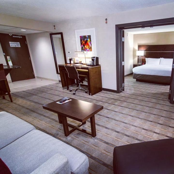Holiday Inn Charlotte Airport by IHG gallery photo in Charlotte, NC — image 9