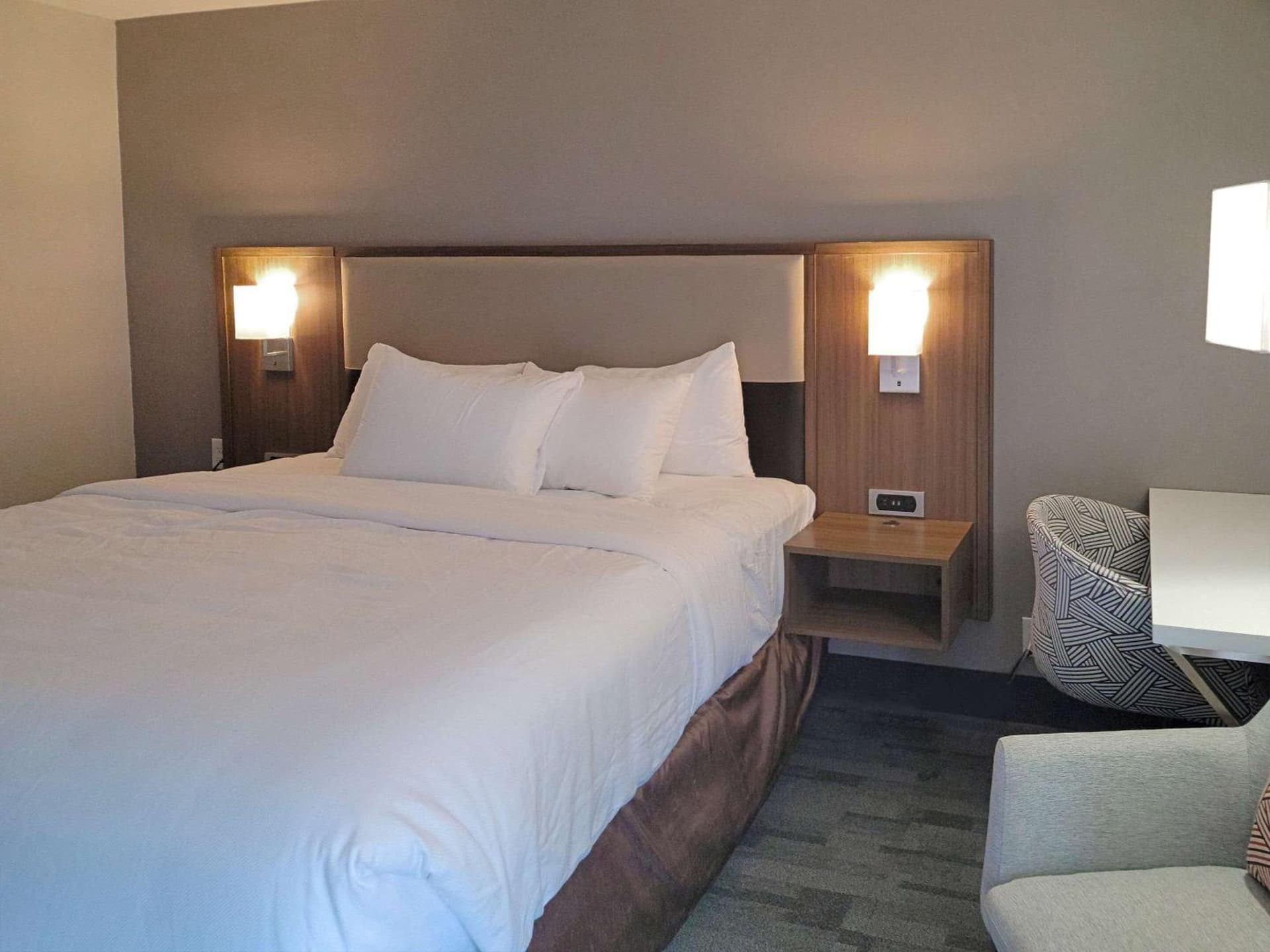 Comfort Inn & Suites Wyomissing/Reading gallery photo in Wyomissing, PA — image 40