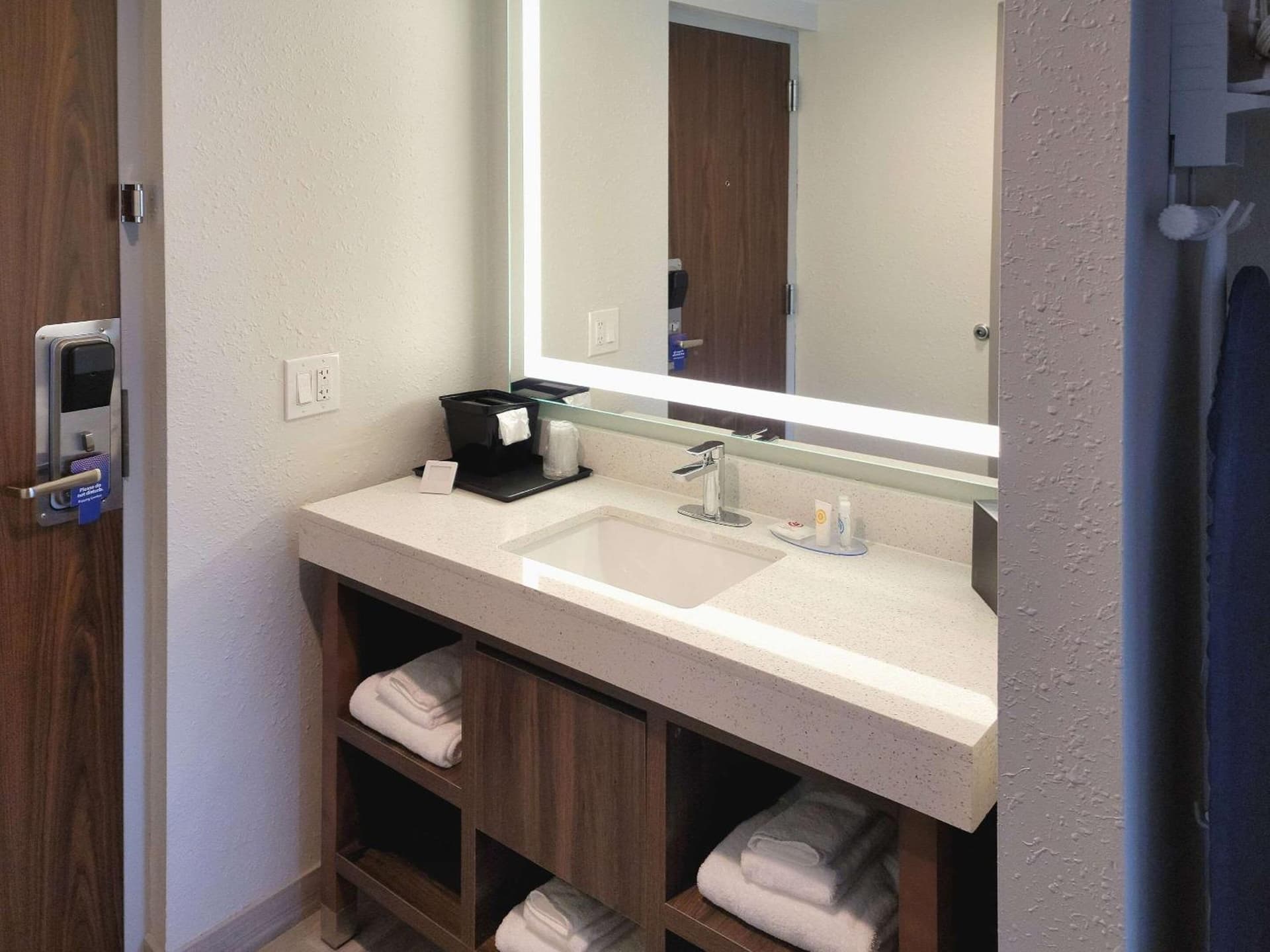 Comfort Inn & Suites Wyomissing/Reading gallery photo in Wyomissing, PA — image 15
