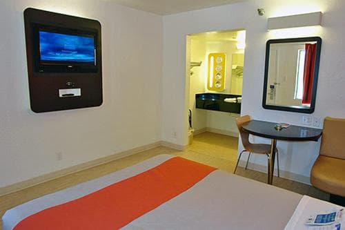 Motel 6-Garland, TX - Dallas gallery photo in Garland, TX — image 15