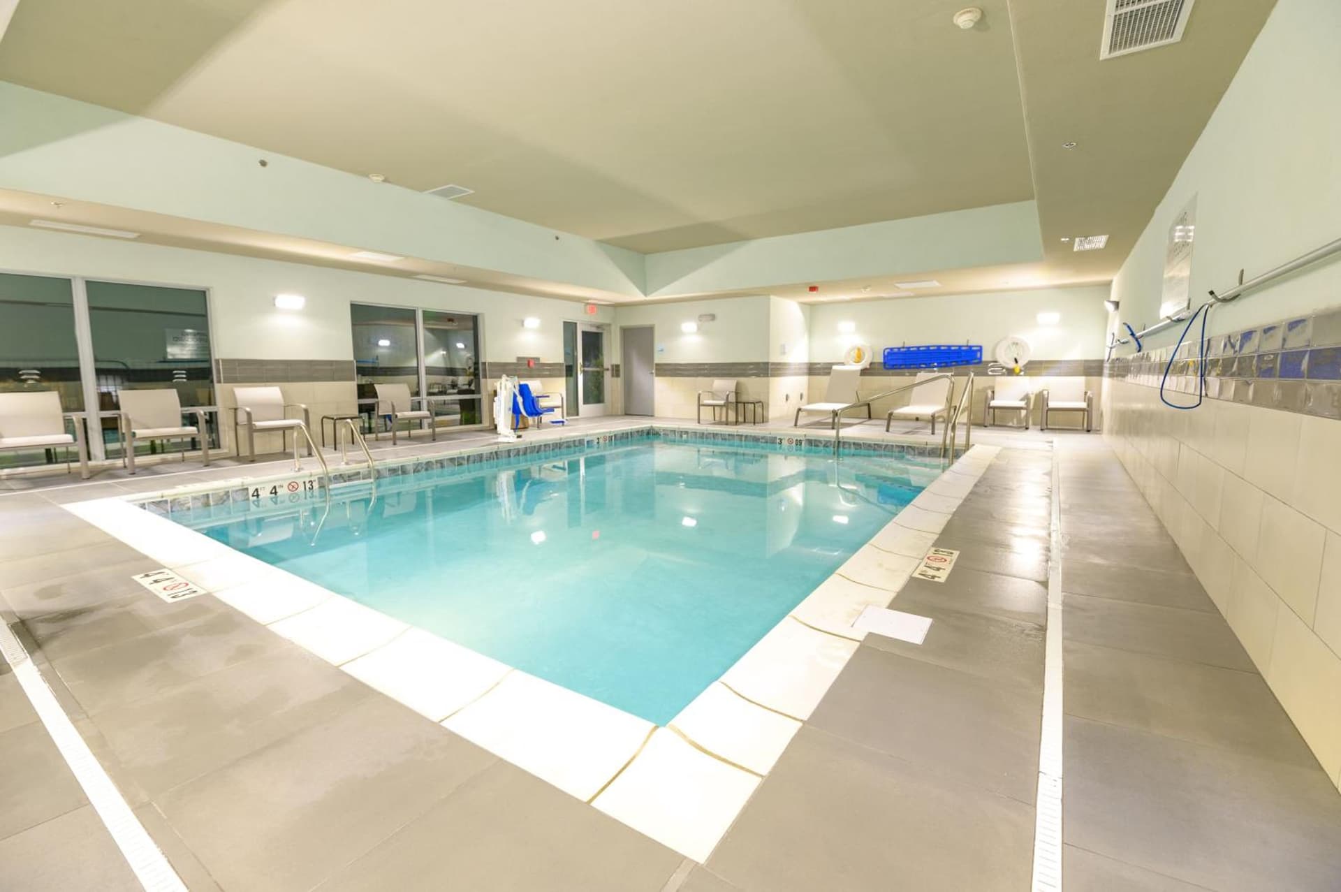 Holiday Inn Express & Suites Dayton East - Beavercreek by IHG gallery photo in Beavercreek, OH — image 28