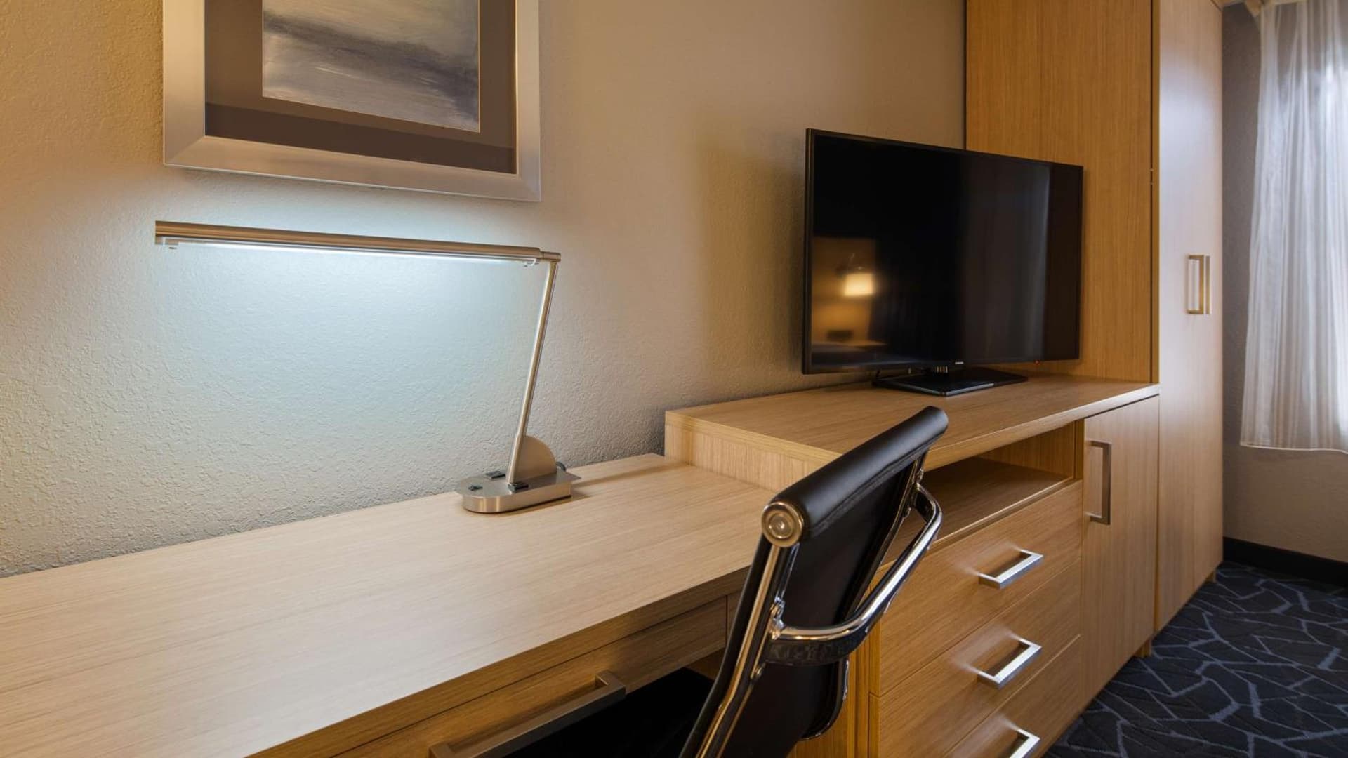 Best Western Eau Claire South gallery photo in Eau Claire, WI — image 10