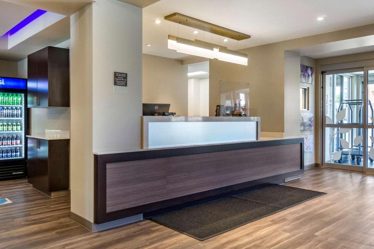 Sleep Inn & Suites Wenatchee-Leavenworth interior in Wenatchee, WA — gallery photo 2