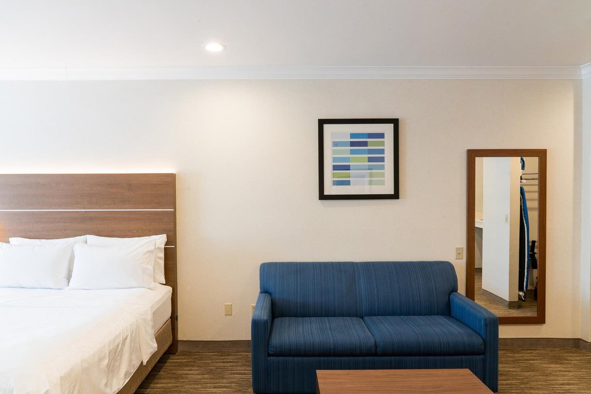 Holiday Inn Express Davis-University Area by IHG gallery photo in Davis, CA — image 43
