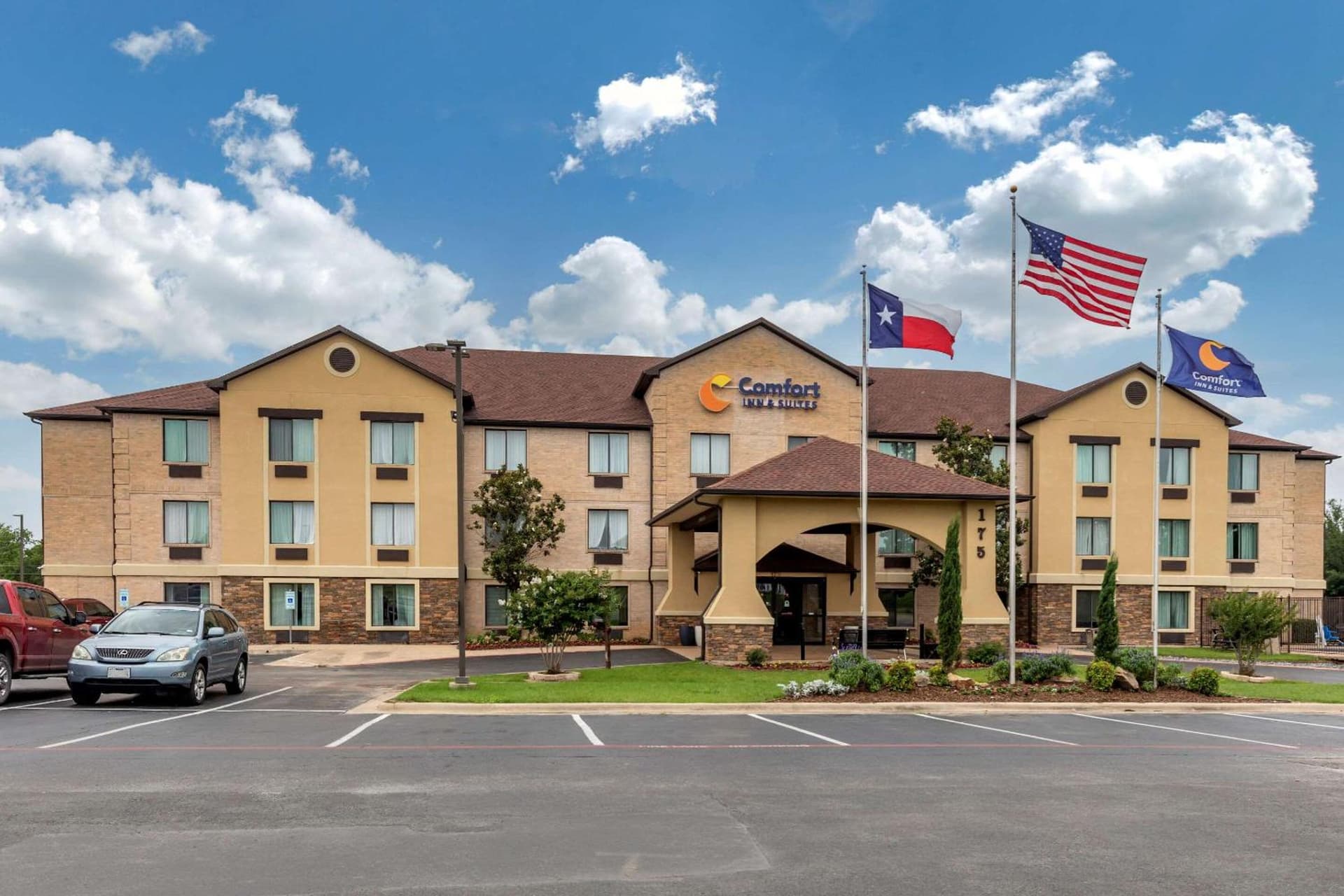 Comfort Inn & Suites Mansfield featured exterior or lobby in Mansfield, TX — similar hotel