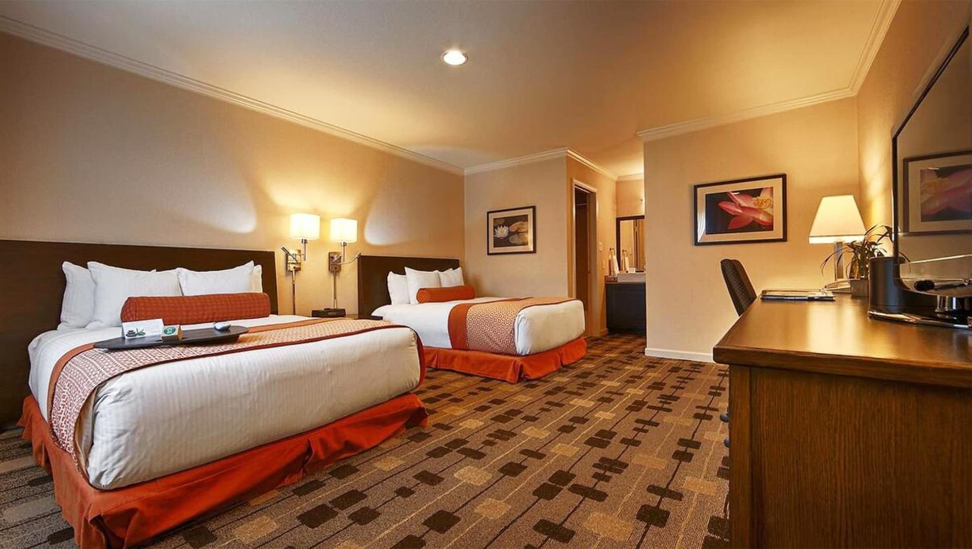 The Zen Hotel Palo Alto interior in Palo Alto, CA — gallery photo 2