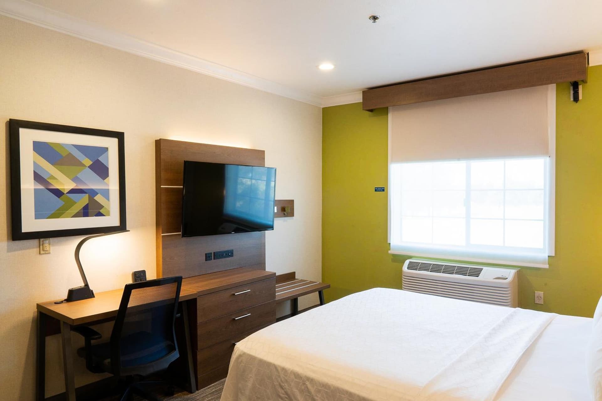 Holiday Inn Express Davis-University Area by IHG gallery photo in Davis, CA — image 56