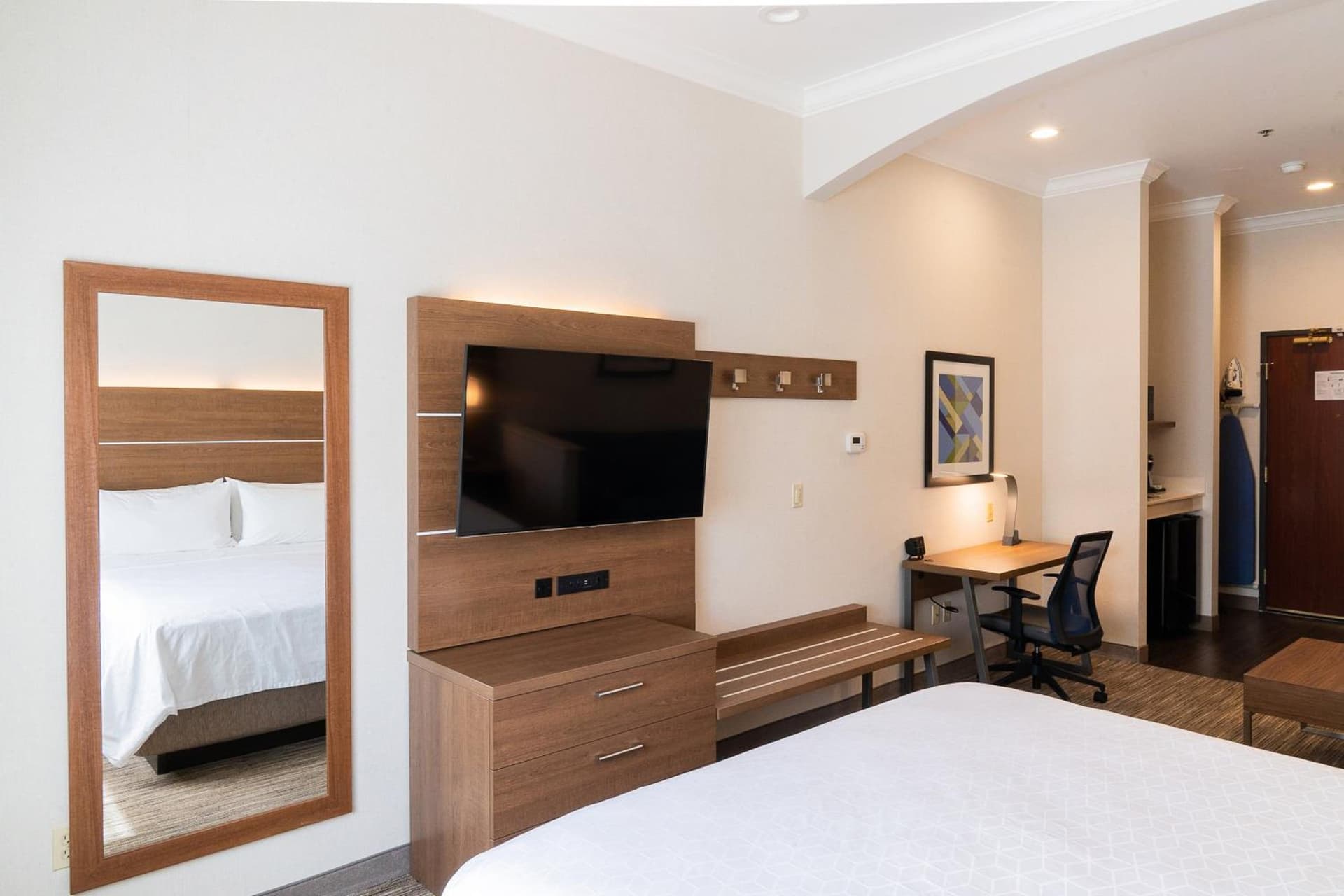Holiday Inn Express Davis-University Area by IHG gallery photo in Davis, CA — image 19