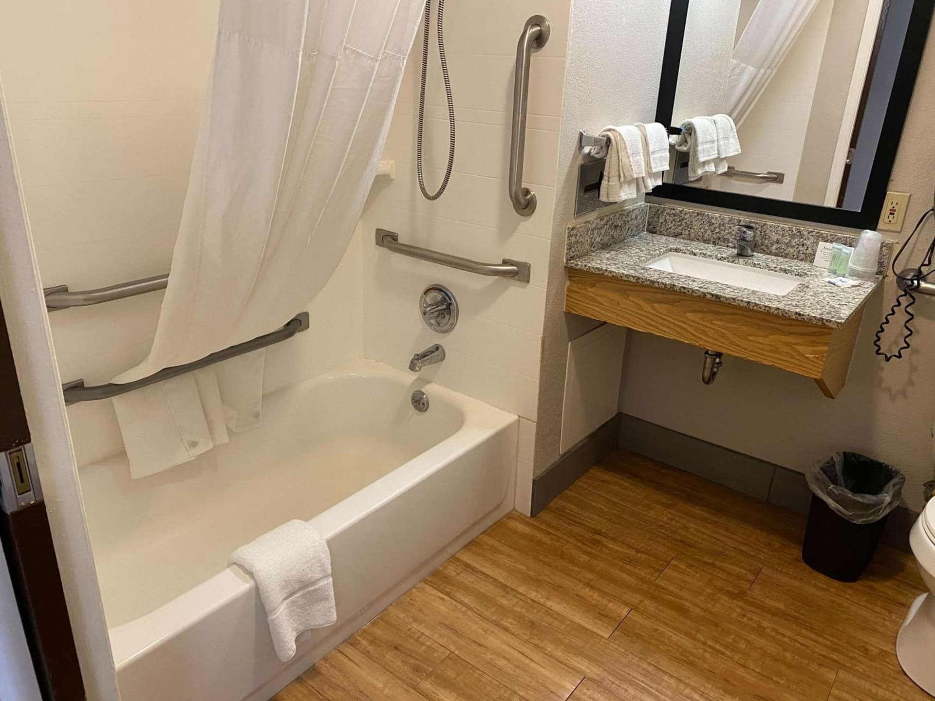 Motel 6 Lancaster gallery photo in Lancaster, PA — image 11