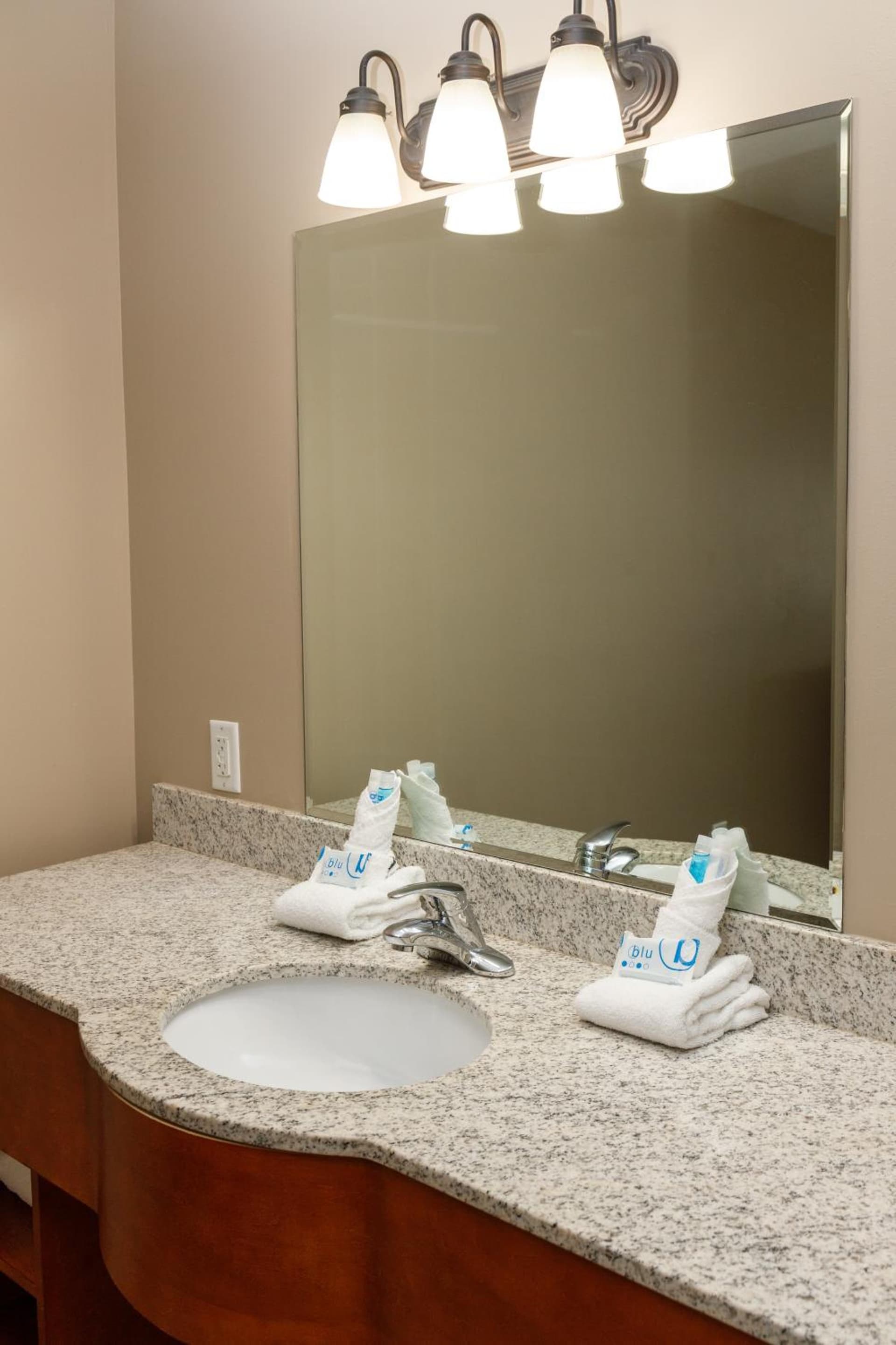 Admiral's Inn Resort gallery photo in Ogunquit — image 75