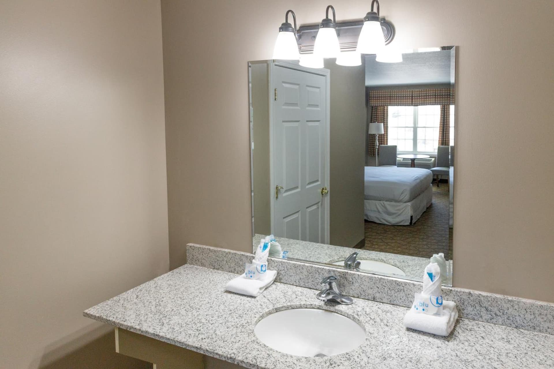 Admiral's Inn Resort gallery photo in Ogunquit — image 61