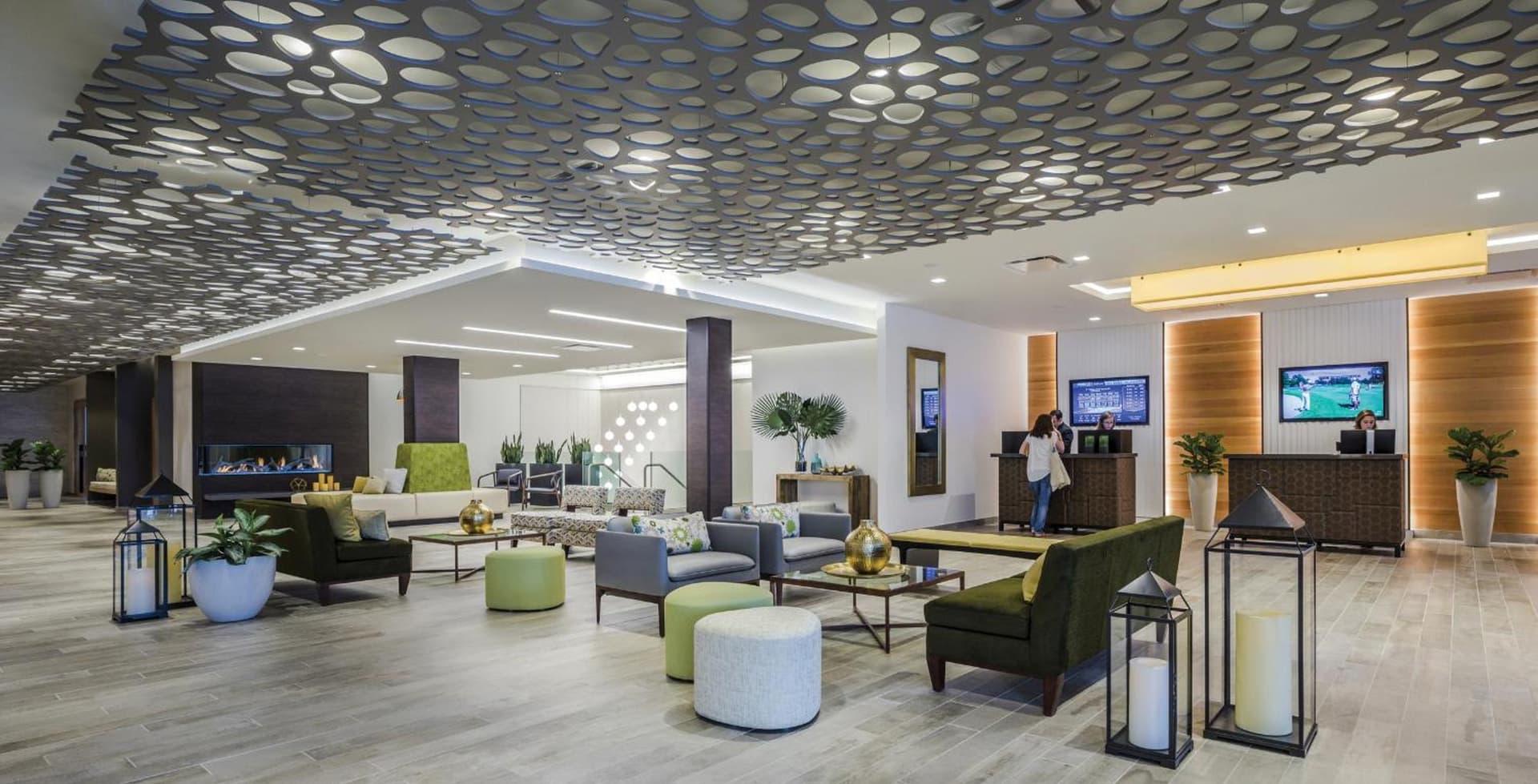 Lodge Geneva National featured exterior or lobby in Lake Geneva, WI — similar hotel