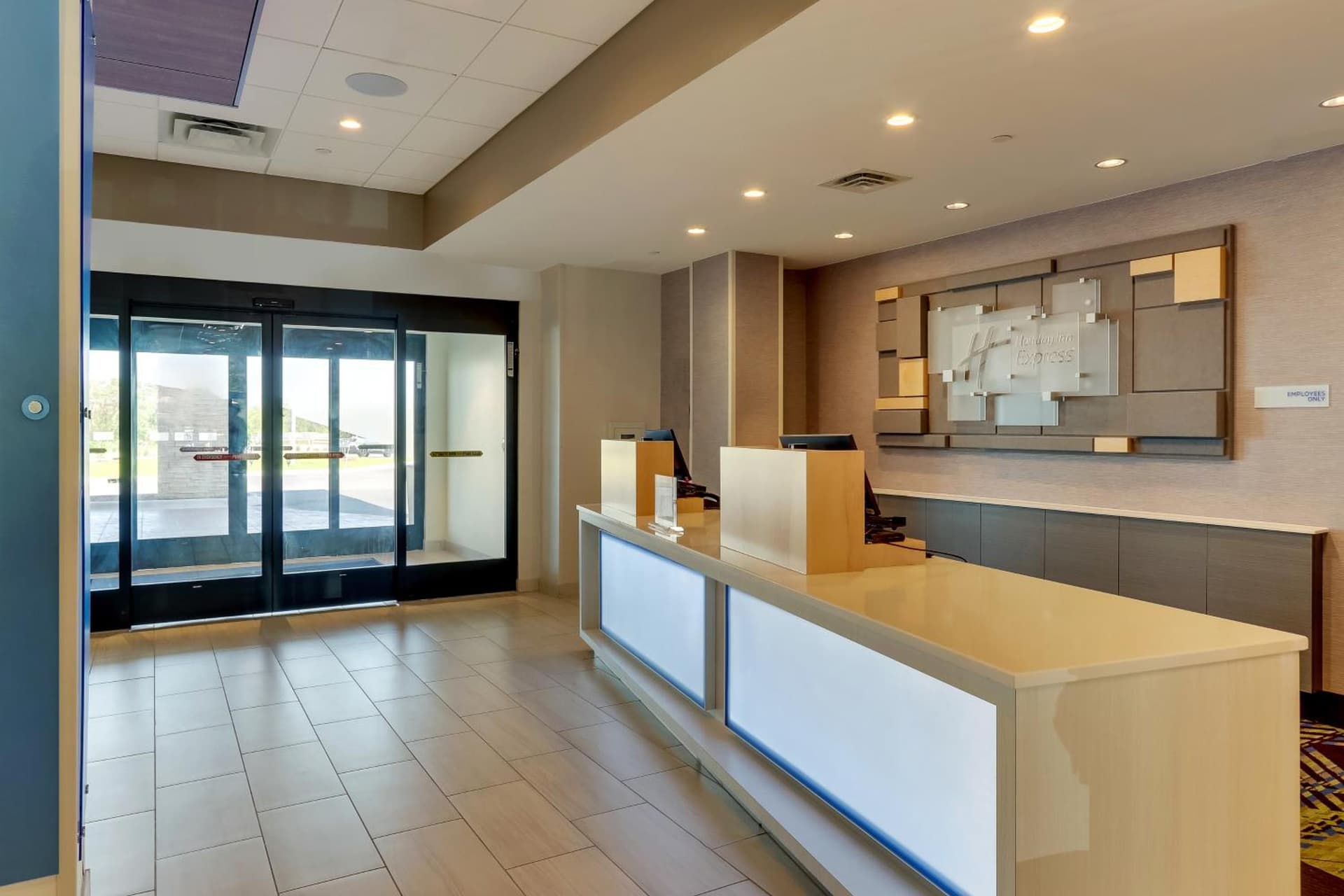 Holiday Inn Express - Wilmington - Porters Neck by IHG gallery photo in Wilmington, NC — image 58