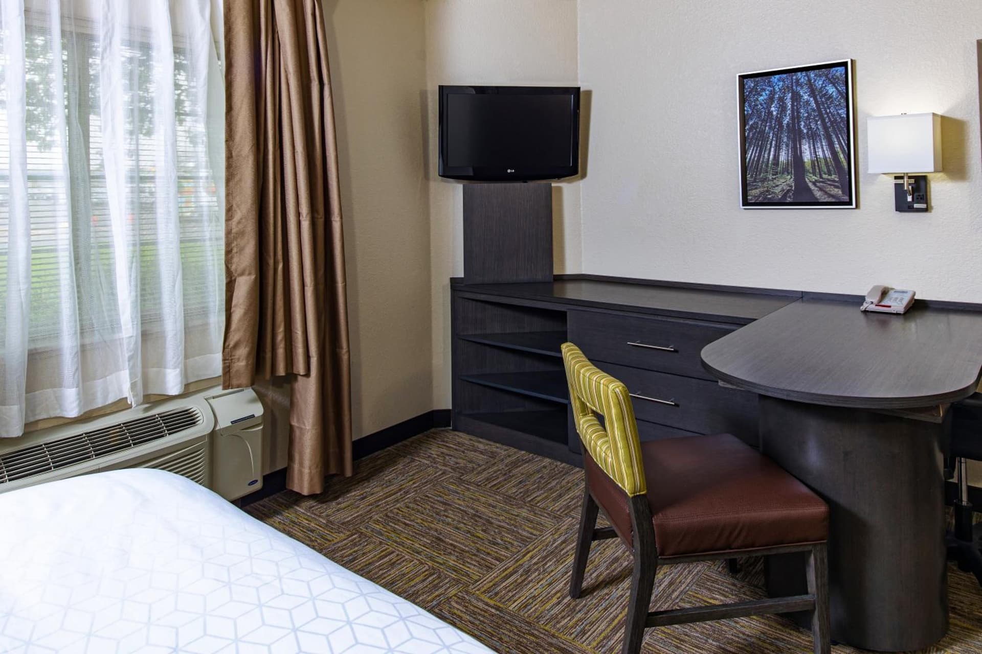 Candlewood Suites Appleton by IHG gallery photo in Appleton, WI — image 31