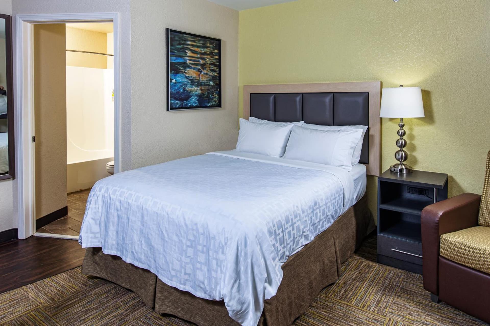 Candlewood Suites Appleton by IHG gallery photo in Appleton, WI — image 6