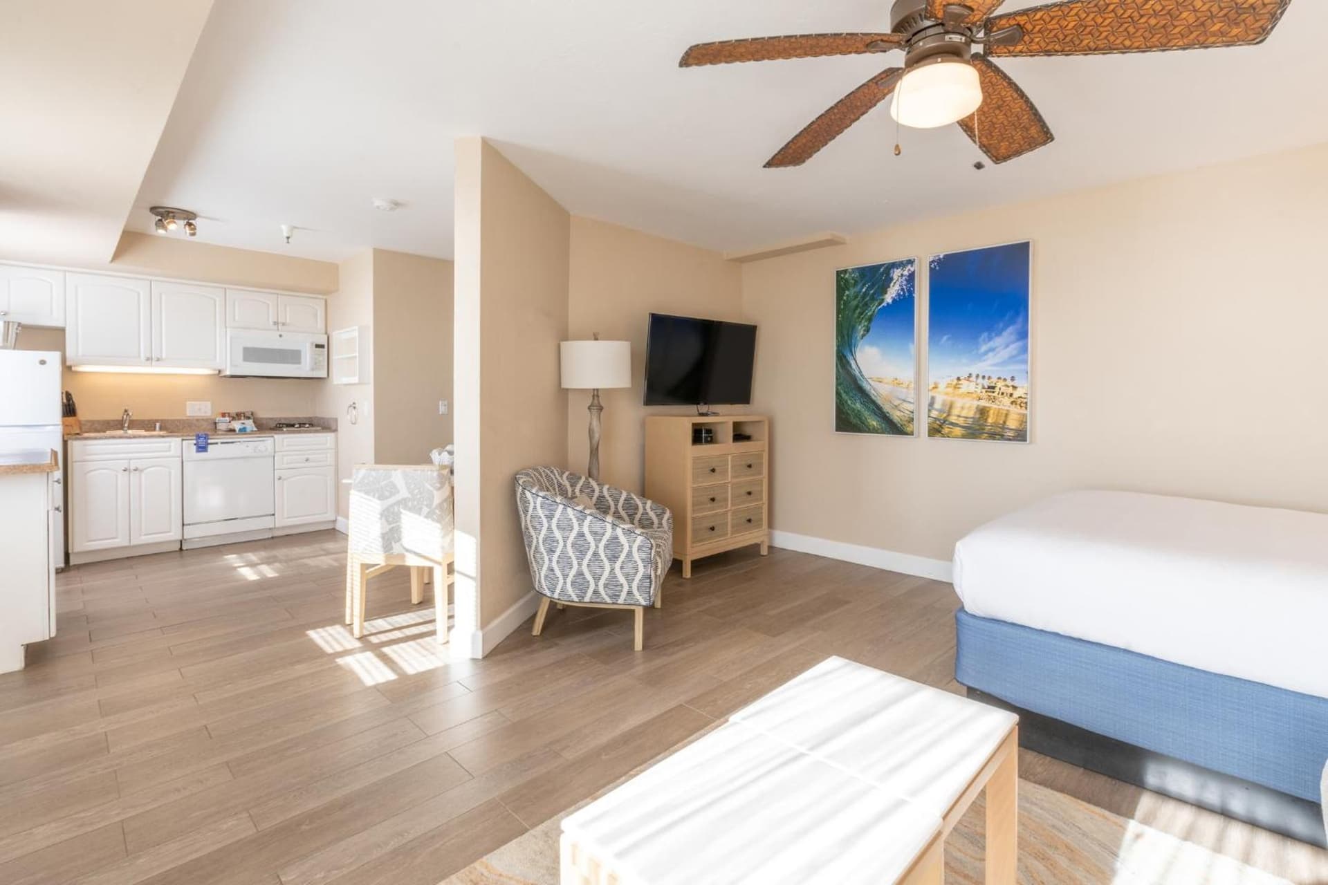 Southern California Beach Club gallery photo in Oceanside, CA — image 32