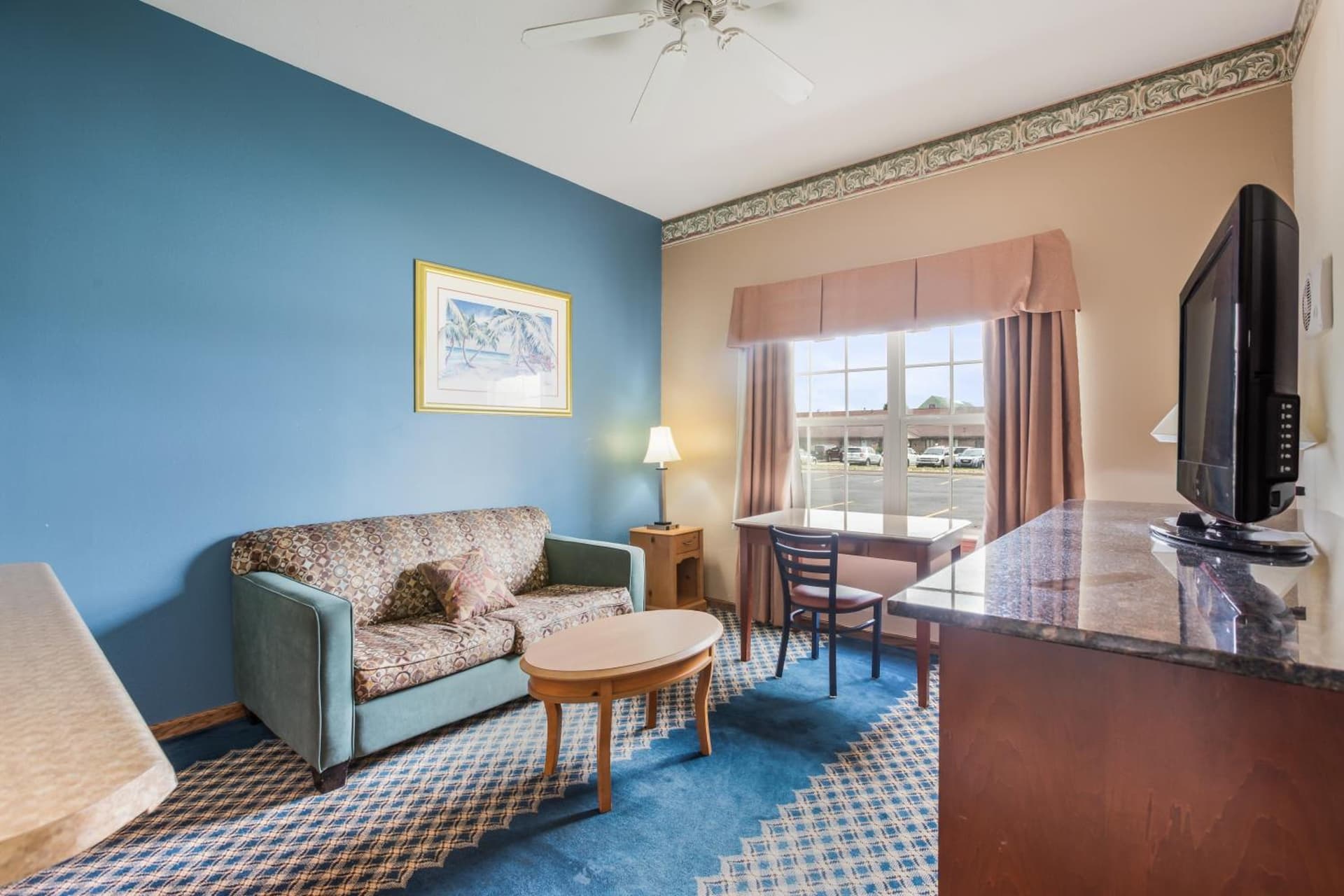 Americas Best Value Inn Three Rivers gallery photo in Three Rivers, MI — image 7