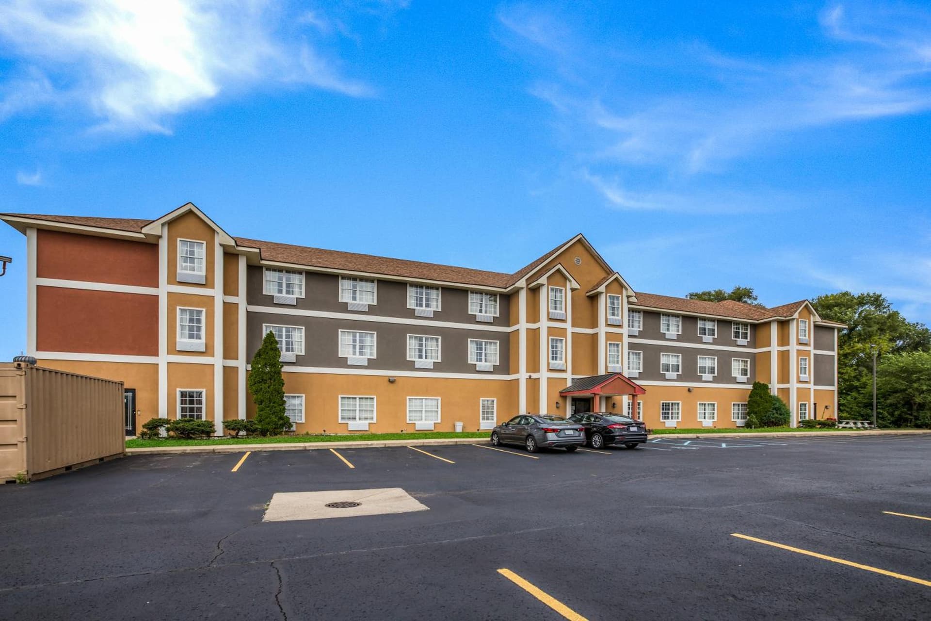 Americas Best Value Inn Three Rivers gallery photo in Three Rivers, MI — image 22